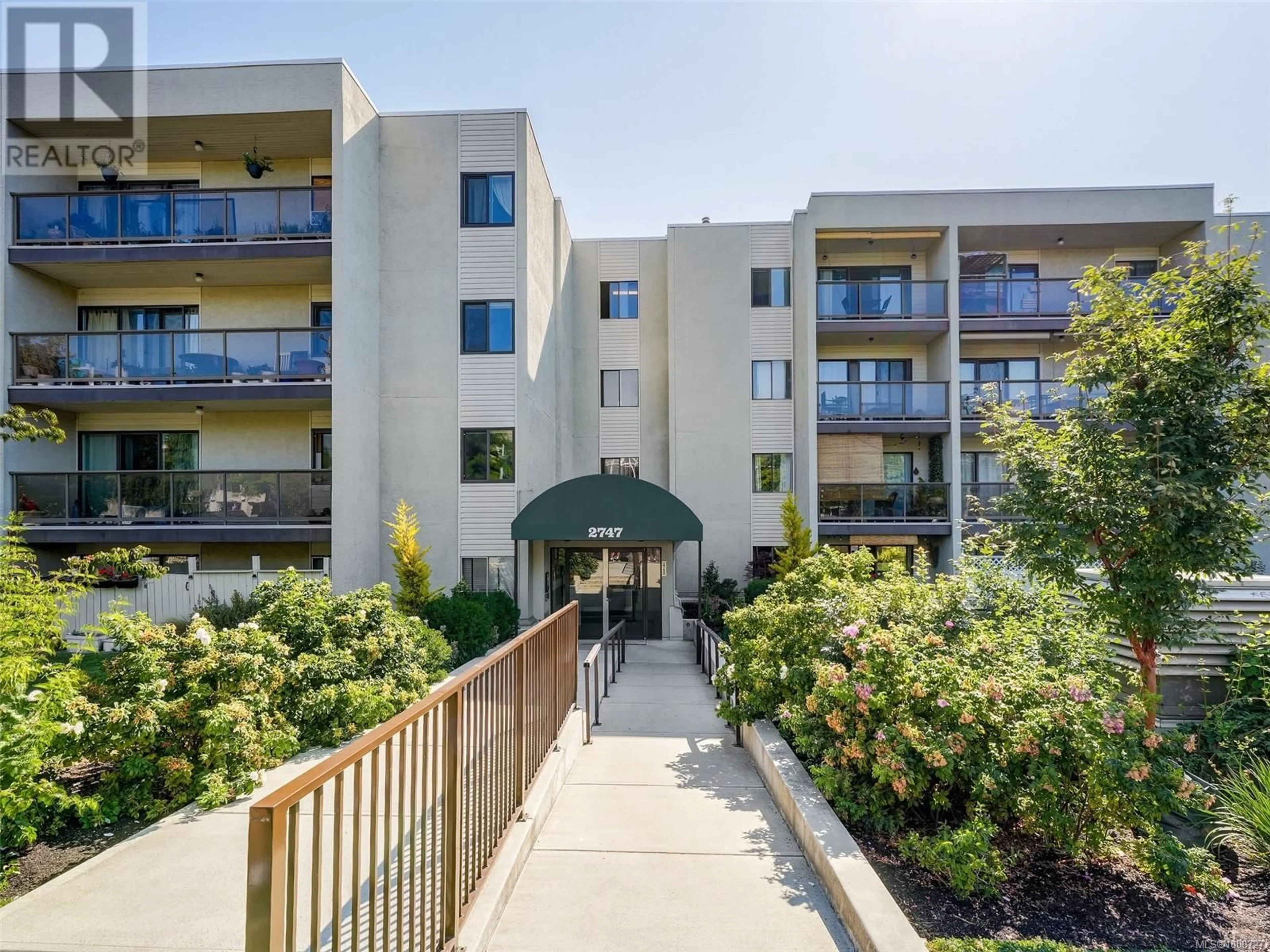 Patio, unknown for 203 - 2747 QUADRA STREET, Victoria British Columbia V8T4E5