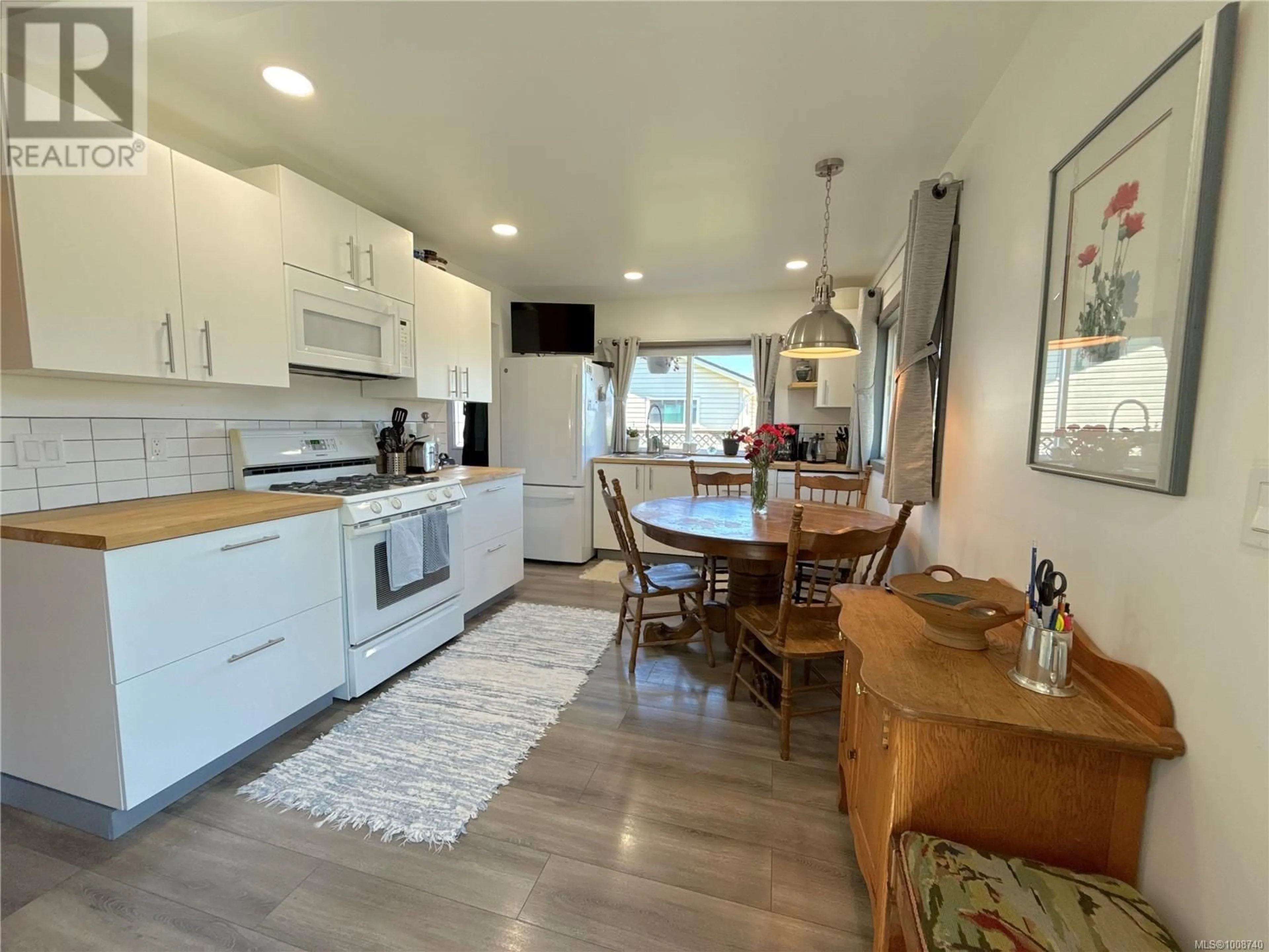 Open concept kitchen, unknown for 1848 15TH AVENUE, Campbell River British Columbia V9W4J9