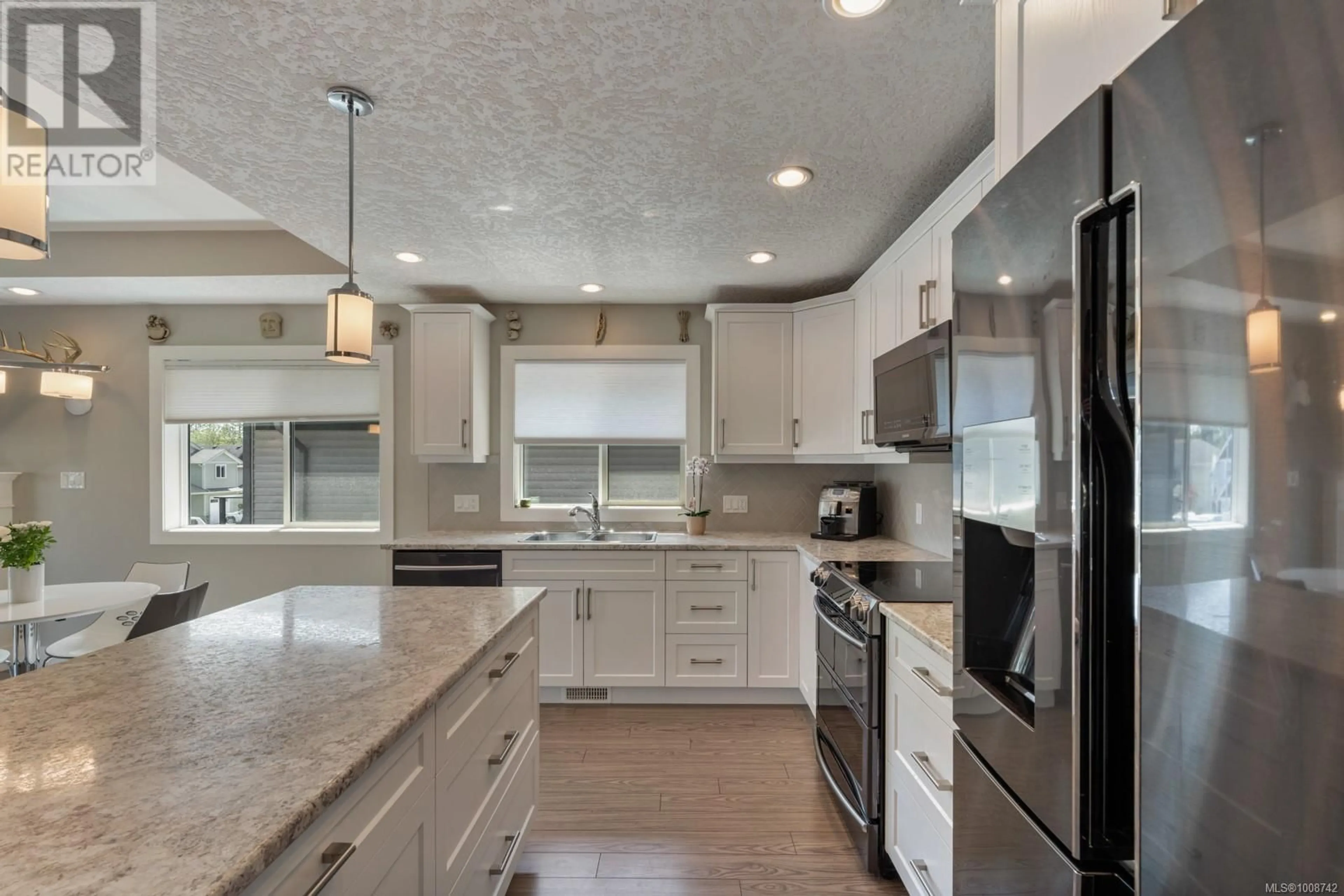 Open concept kitchen, ceramic/tile floor for 13 - 9650 ASKEW CREEK DRIVE, Chemainus British Columbia V0R1K3