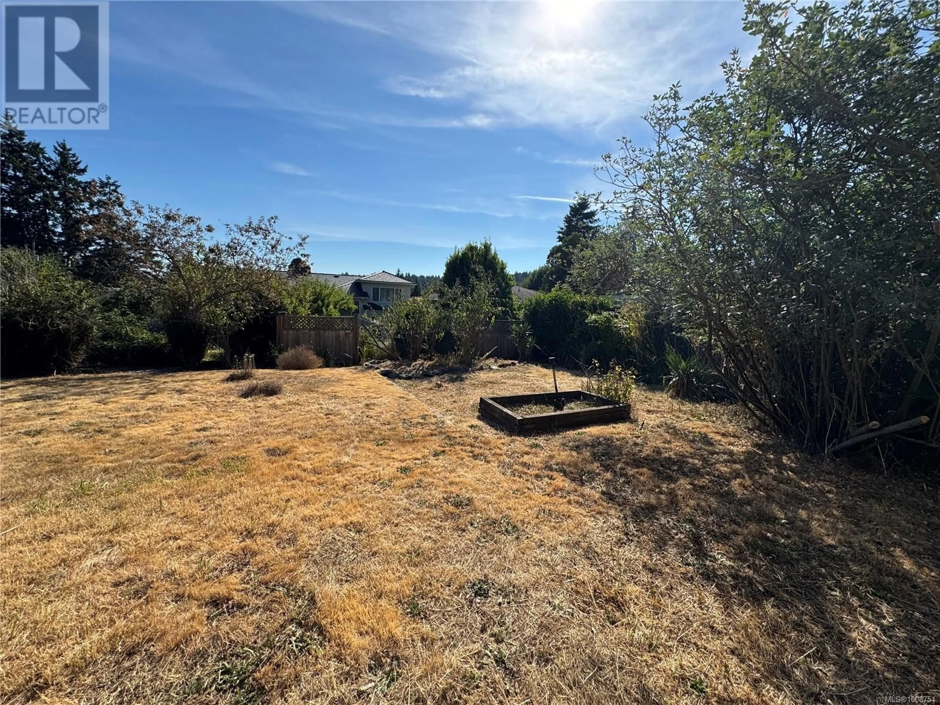 A pic from outside/outdoor area/front of a property/back of a property/a pic from drone, forest/trees view for 3950 CHERRILEE CRESCENT, Saanich British Columbia V8N1R9