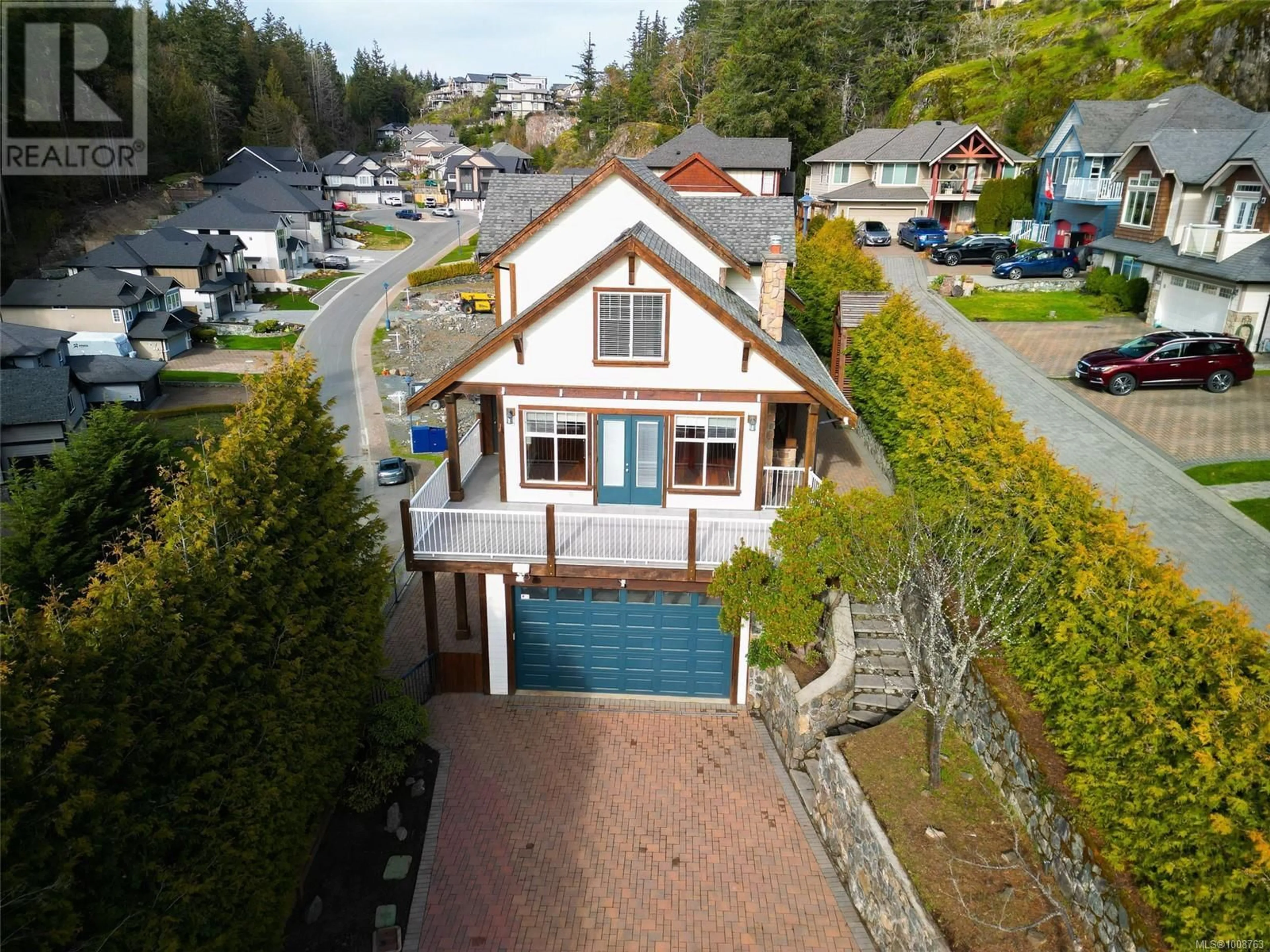 A pic from outside/outdoor area/front of a property/back of a property/a pic from drone, street for 3456 AUBURN COURT, Langford British Columbia V9C4L5