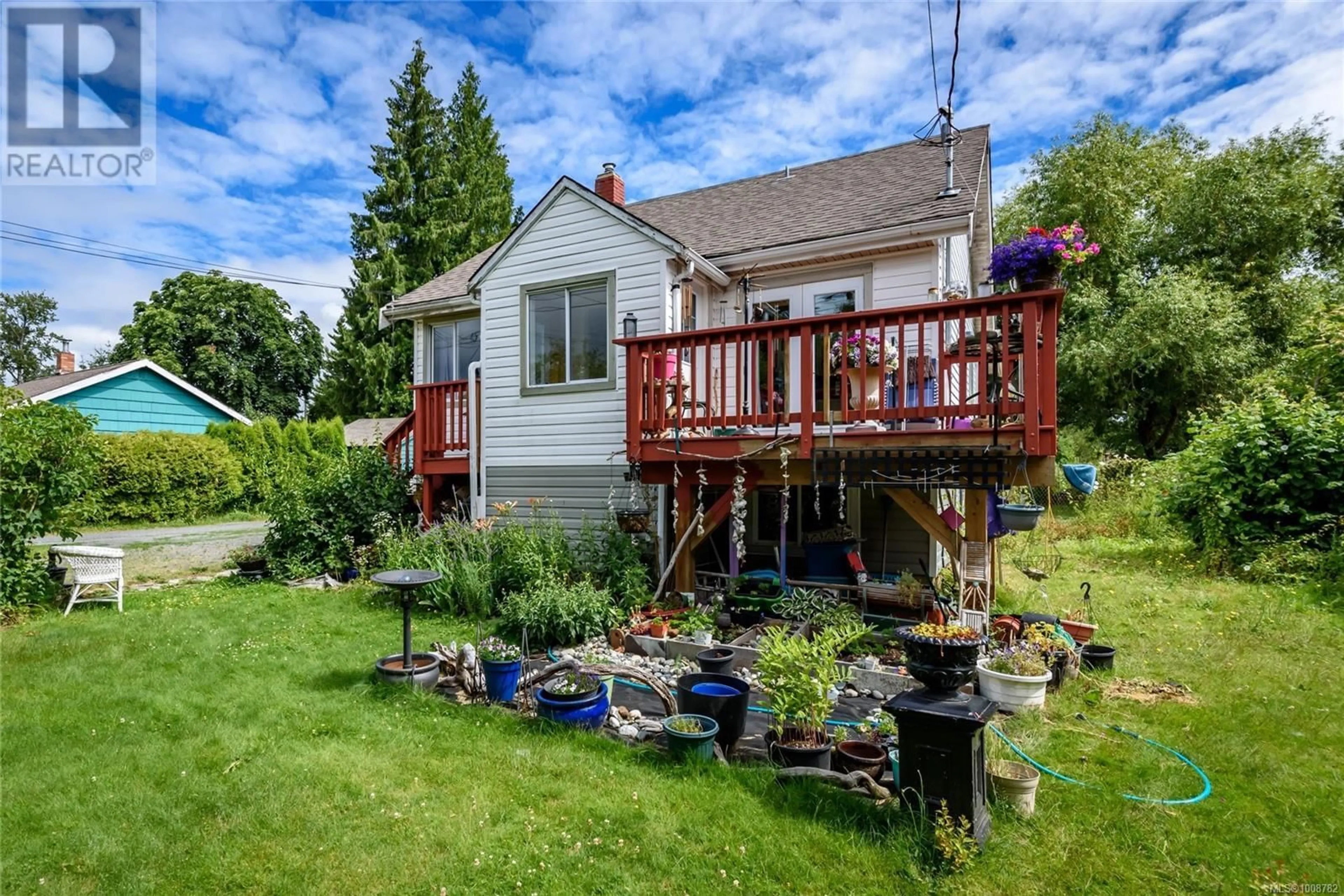 Patio, water/lake/river/ocean view for 1530 WILLEMAR AVENUE, Courtenay British Columbia V9N3M3