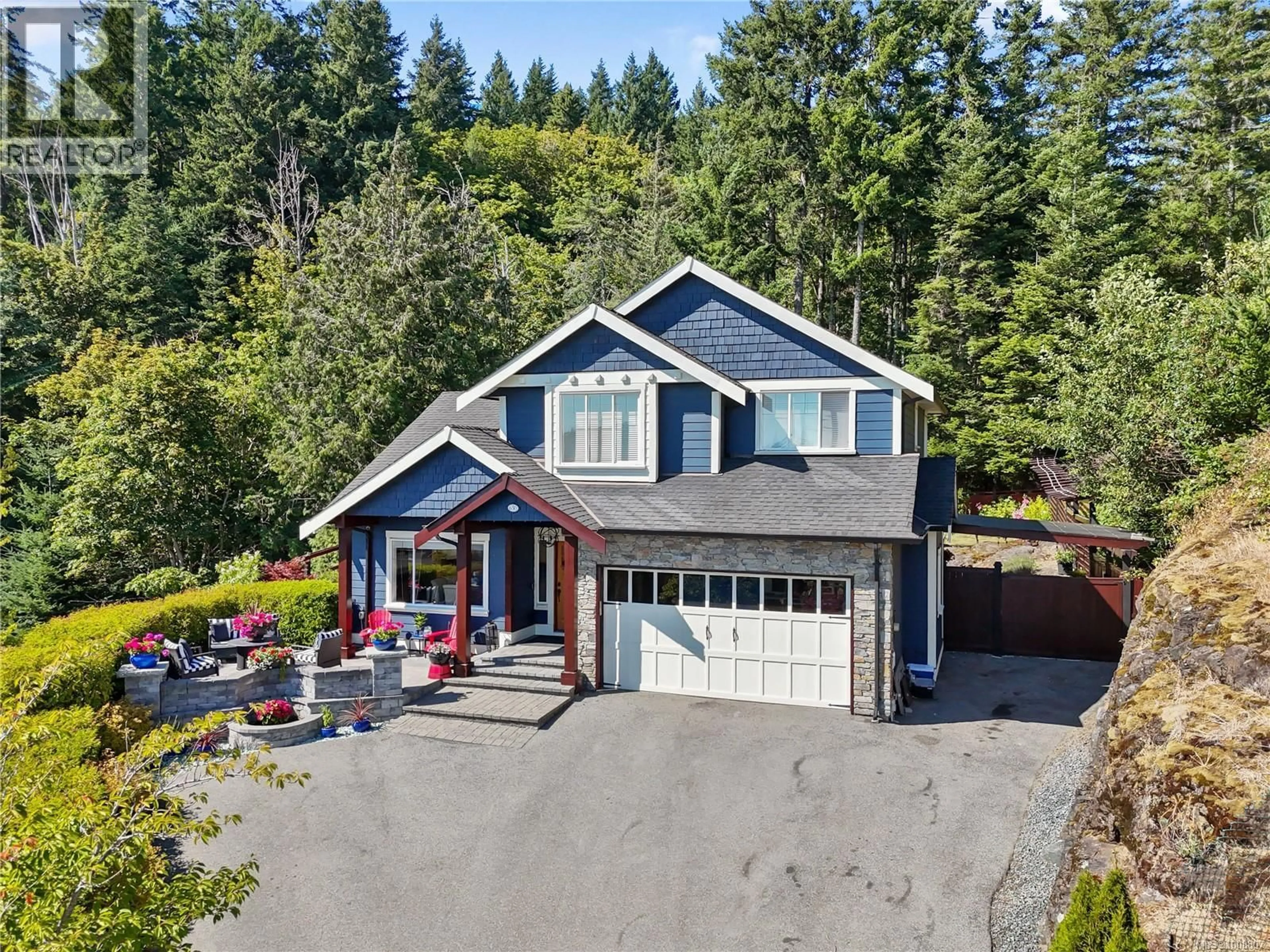 A pic from outside/outdoor area/front of a property/back of a property/a pic from drone, street for 630 GRANROSE TERRACE, Colwood British Columbia V9C4M3