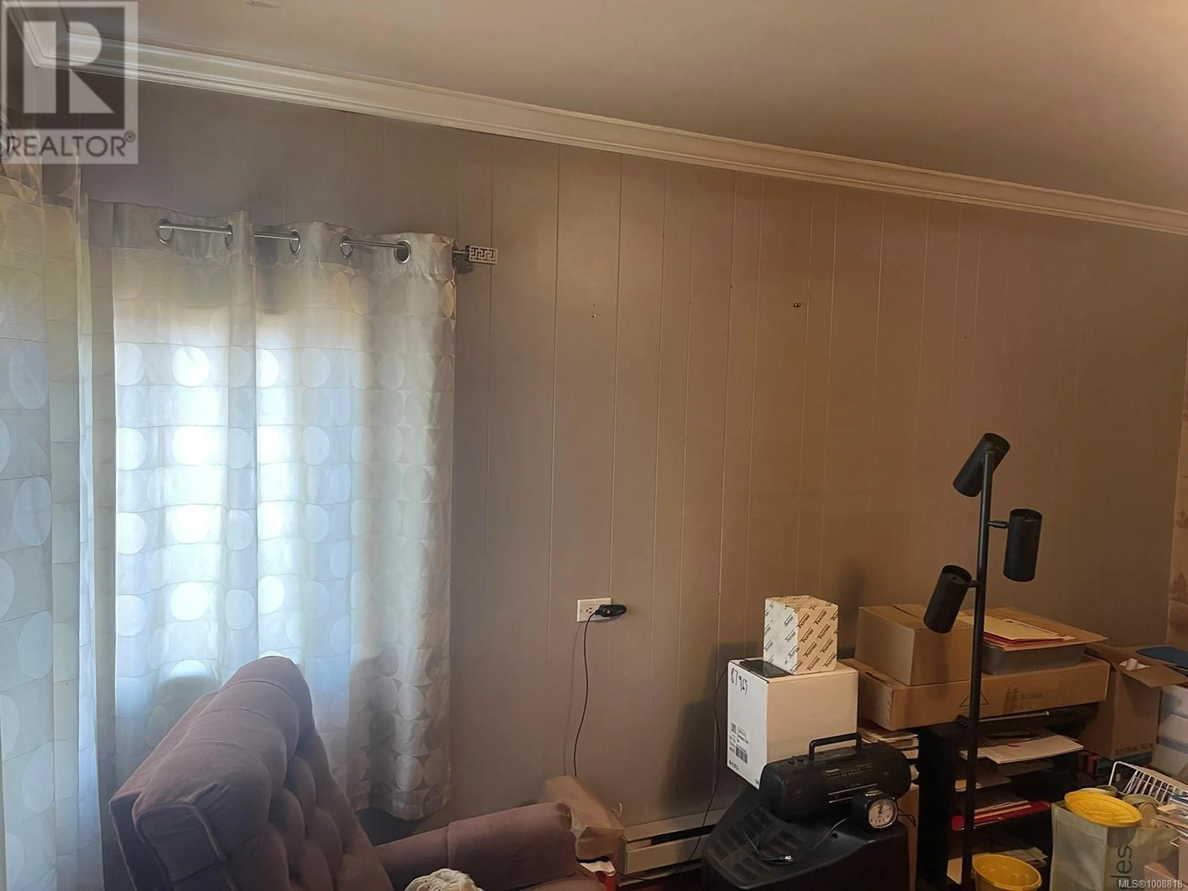 A pic of a room for 486 WAKESIAH AVENUE, Nanaimo British Columbia V9R3K9