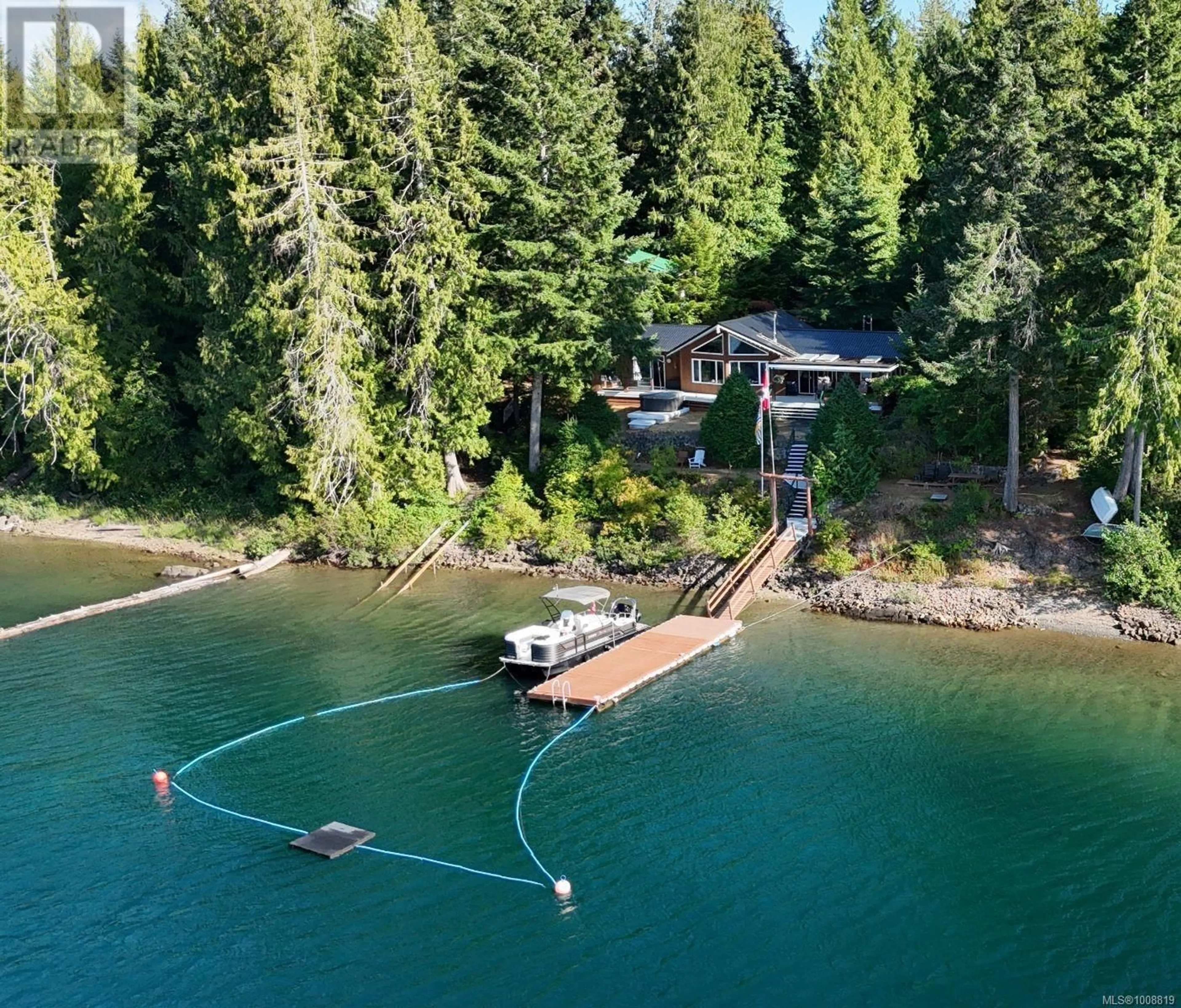 A pic from outside/outdoor area/front of a property/back of a property/a pic from drone, water/lake/river/ocean view for 11267 LAKESHORE ROAD, Port Alberni British Columbia V9Y9B2