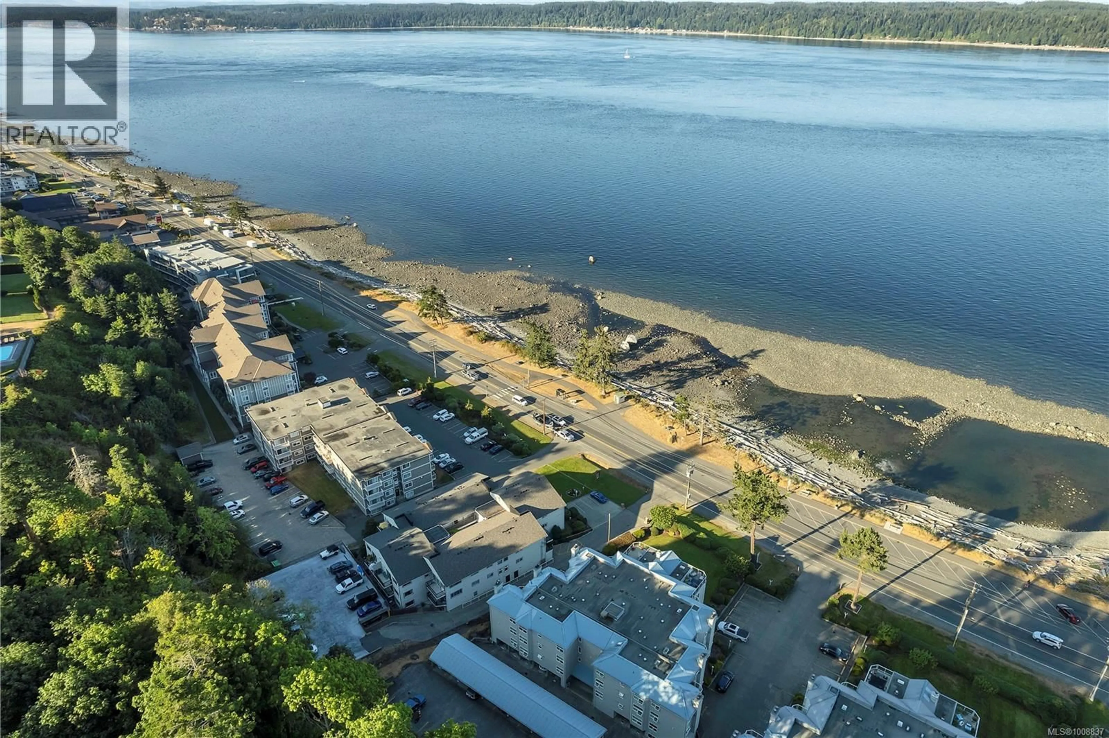 A pic from outside/outdoor area/front of a property/back of a property/a pic from drone, water/lake/river/ocean view for 307A - 650 ISLAND HIGHWAY SOUTH, Campbell River British Columbia V9W1A6
