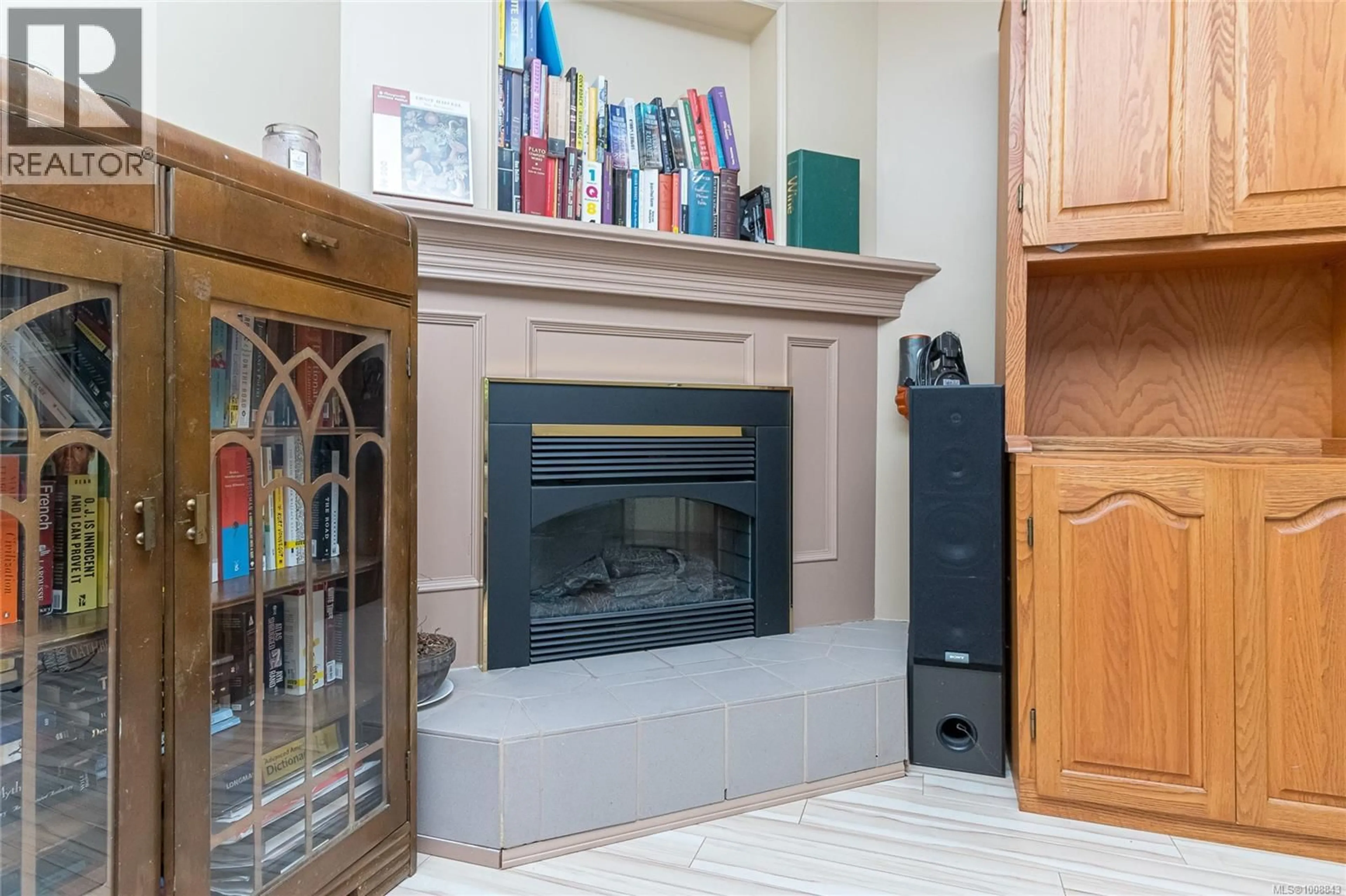 Home theater for 201 - 2211 SHELBOURNE STREET, Victoria British Columbia V8R4K9