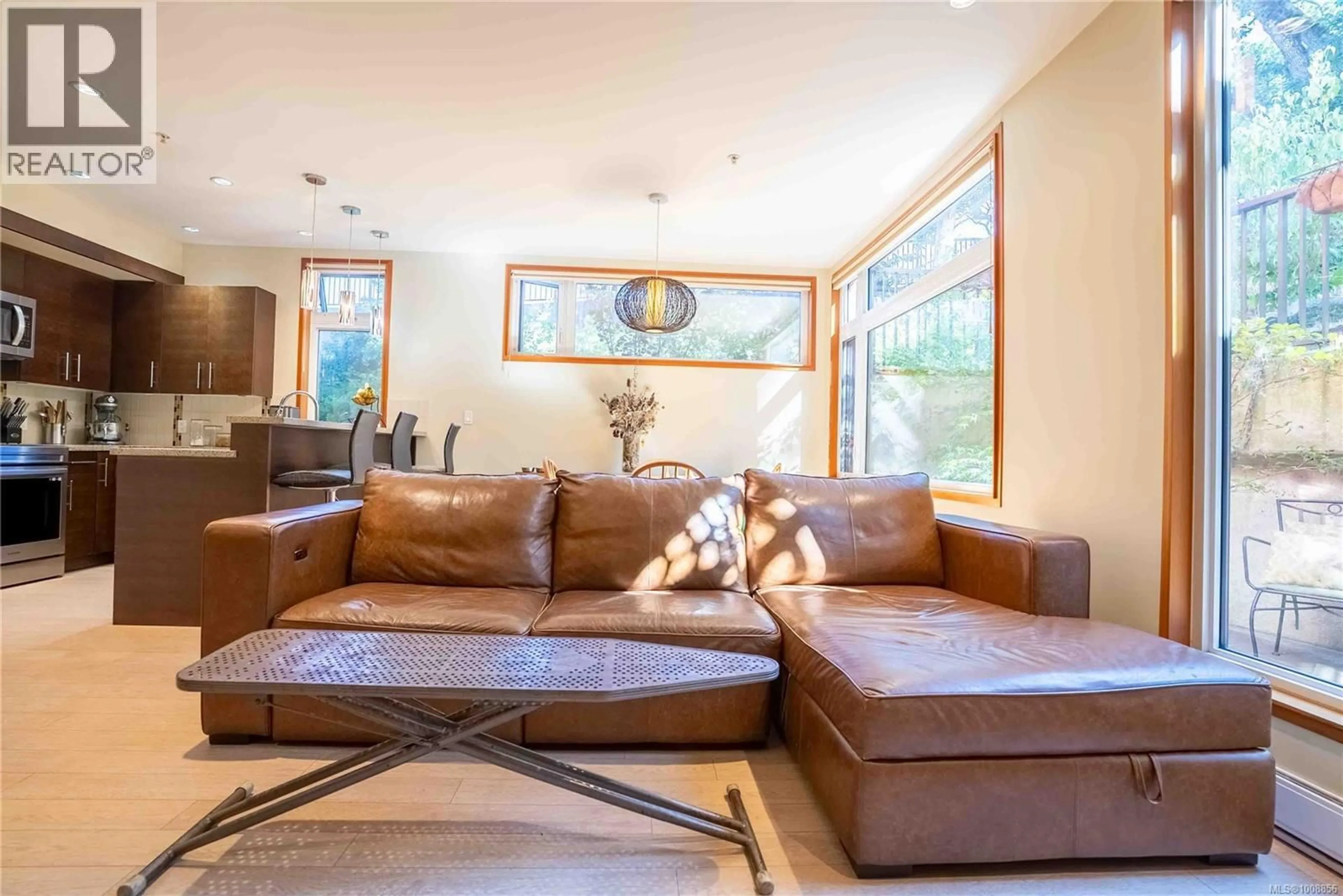 Living room with furniture, unknown for 107 - 170 NURSERY HILL DRIVE, View Royal British Columbia V9B0P2