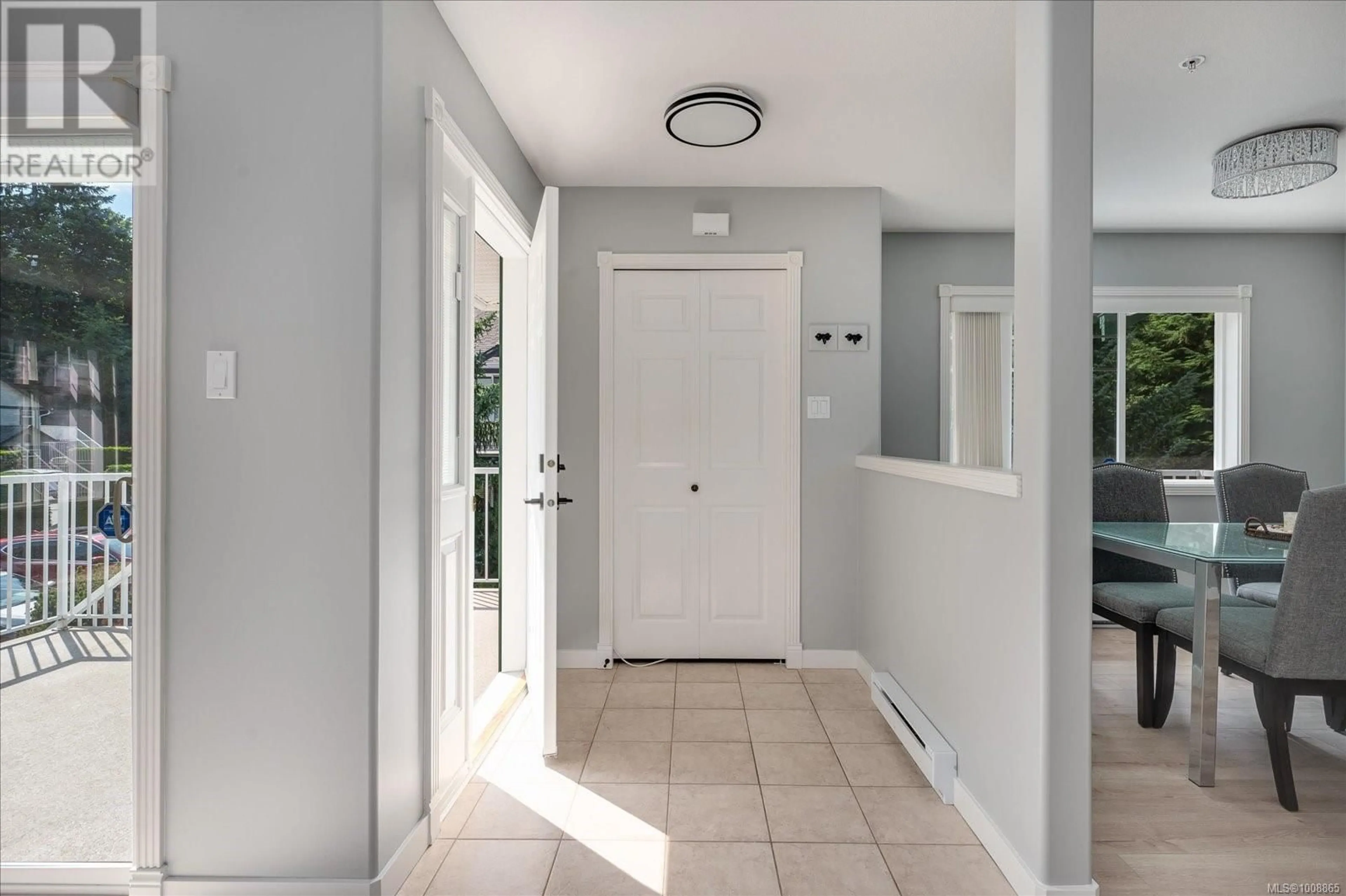 Indoor entryway for 4857 SALMON BERRY WAY, Nanaimo British Columbia V9V1T4
