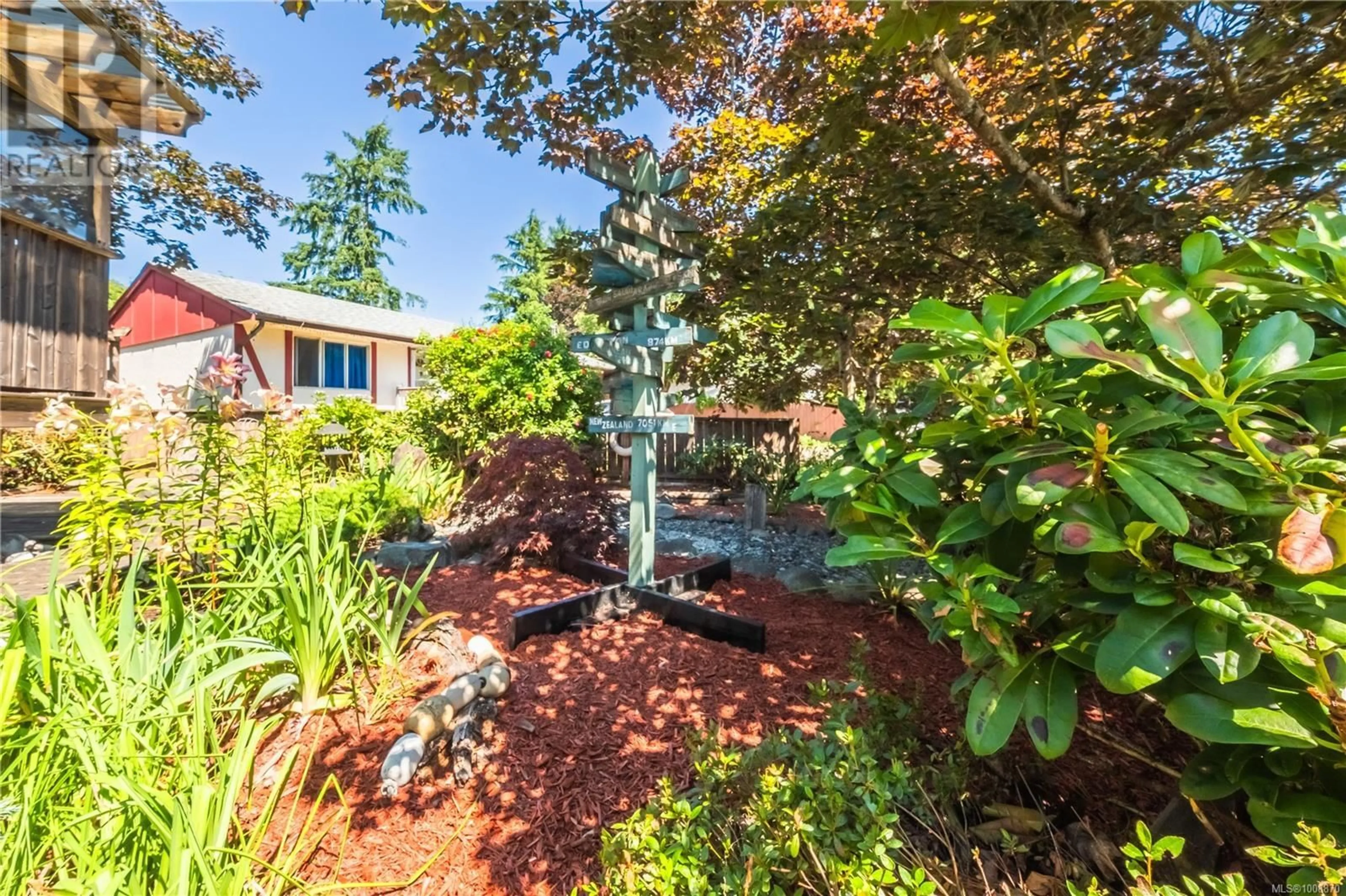 Patio, water/lake/river/ocean view for 410 JANES PLACE, Nanaimo British Columbia V9R3X6