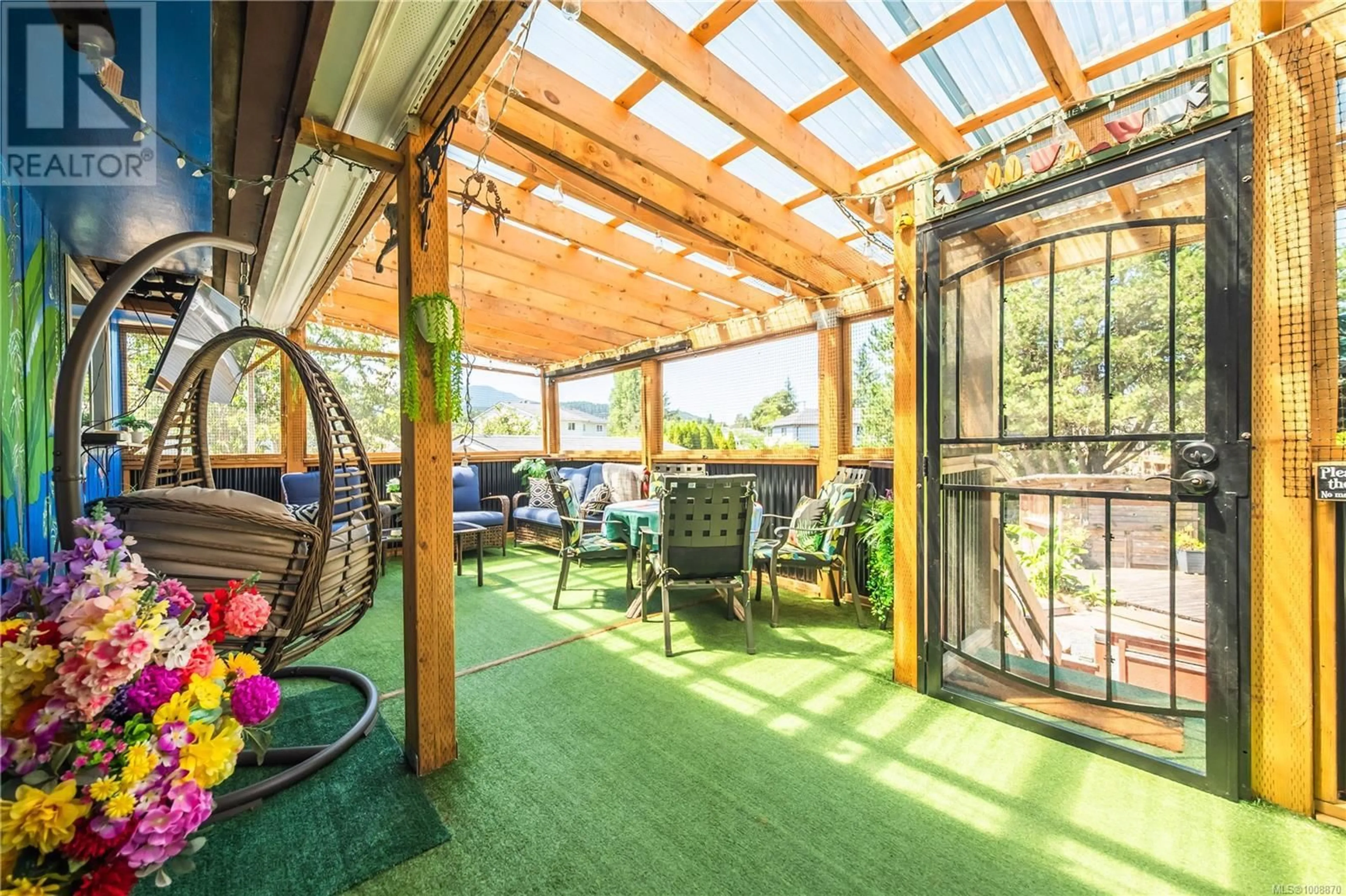 Patio, street for 410 JANES PLACE, Nanaimo British Columbia V9R3X6