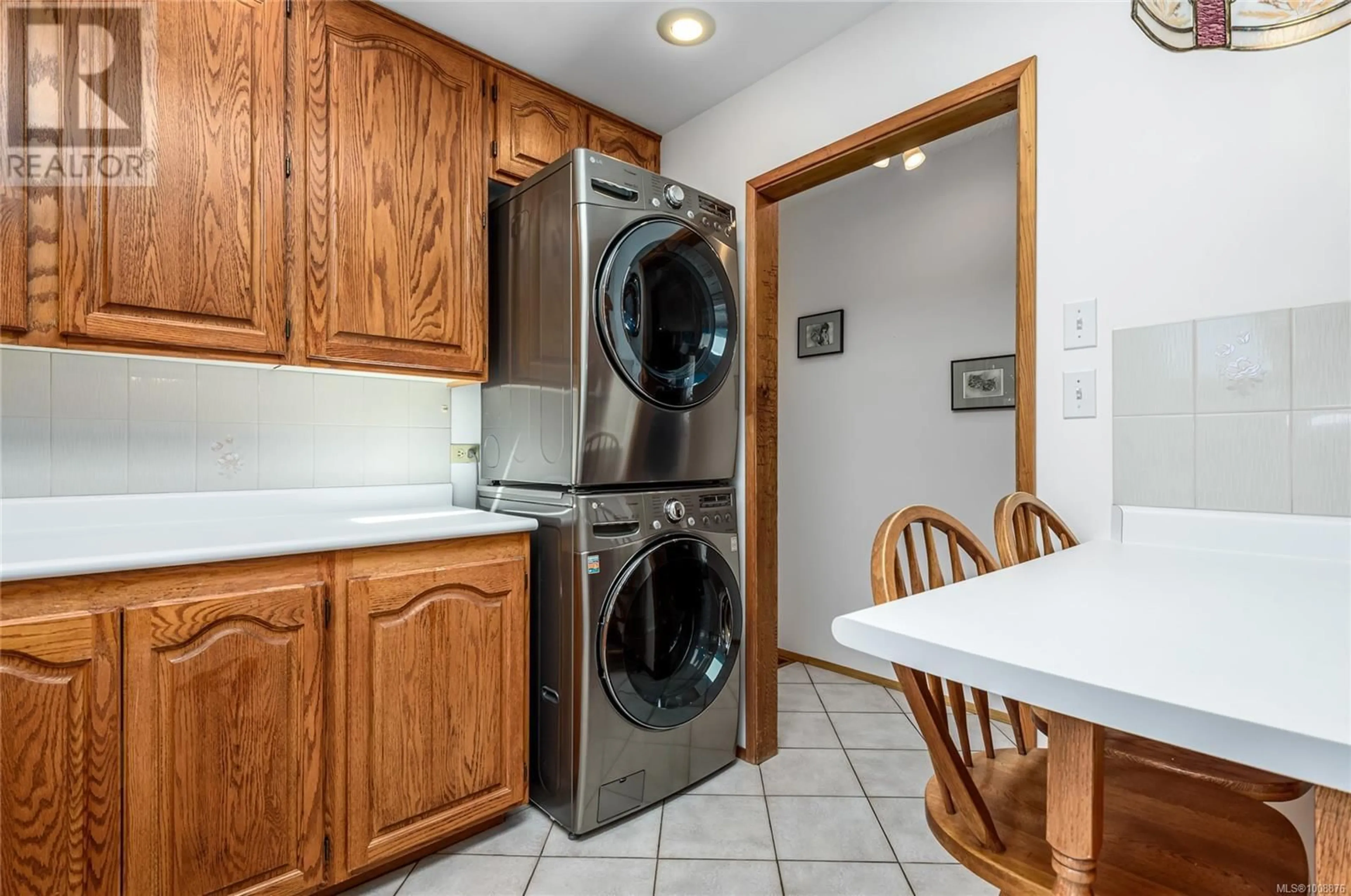 Laundry room for 1915 MARTEN AVENUE, Comox British Columbia V9M2J9