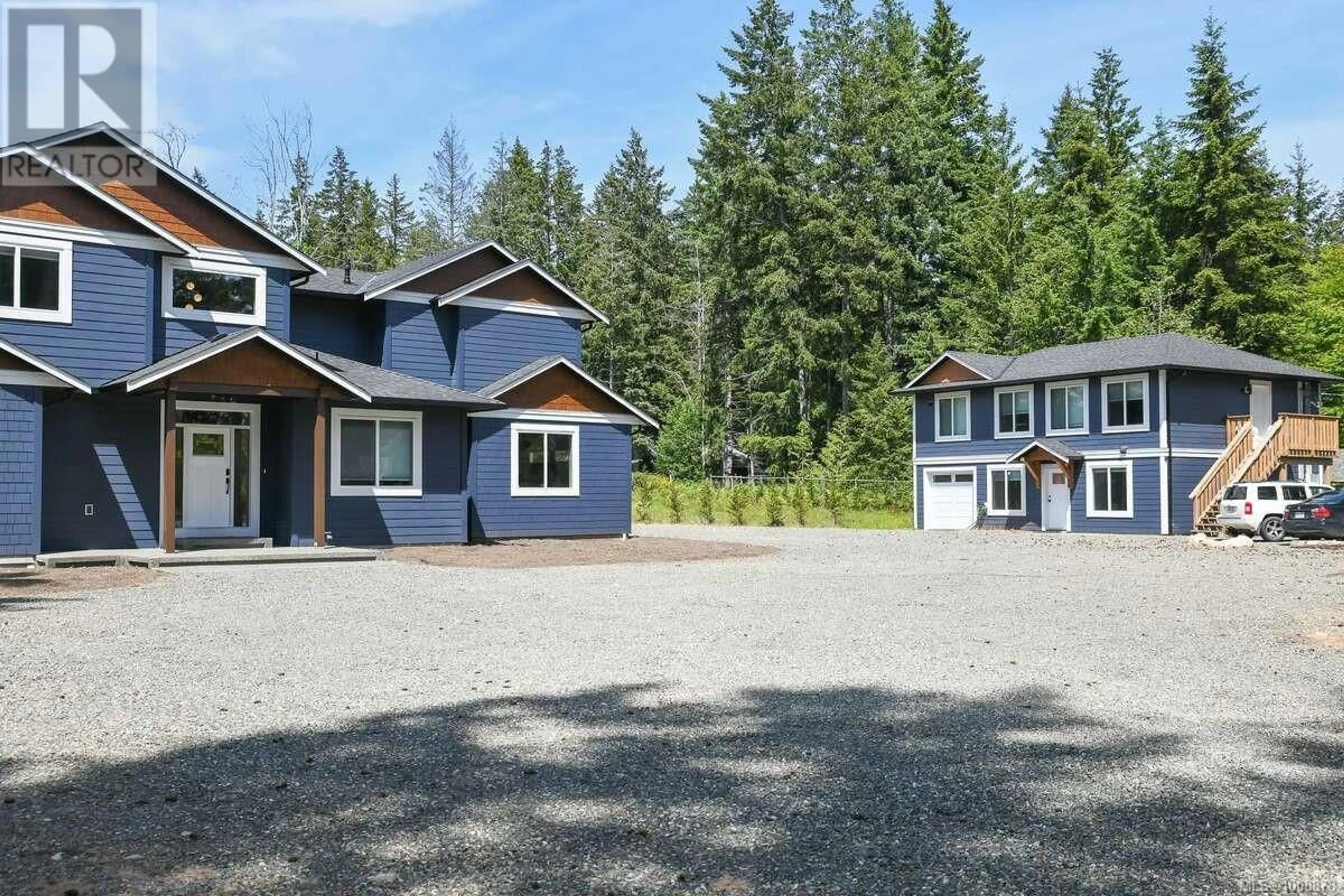 A pic from outside/outdoor area/front of a property/back of a property/a pic from drone, unknown for 2390 BARBARA ROAD, Courtenay British Columbia V9J1L9