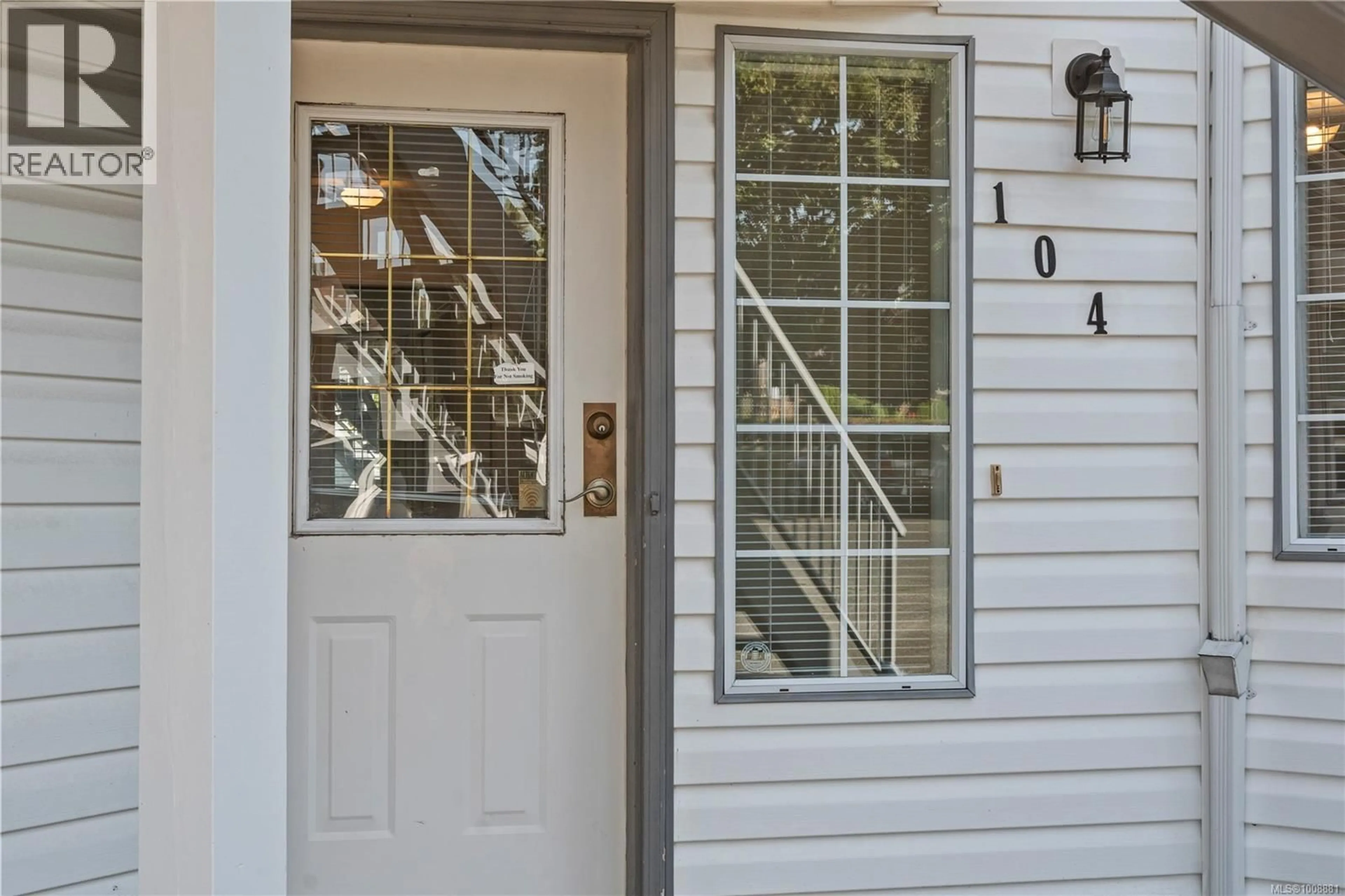 Home with vinyl exterior material, street for 104 - 219 DOGWOOD DRIVE, Ladysmith British Columbia V9G1S9