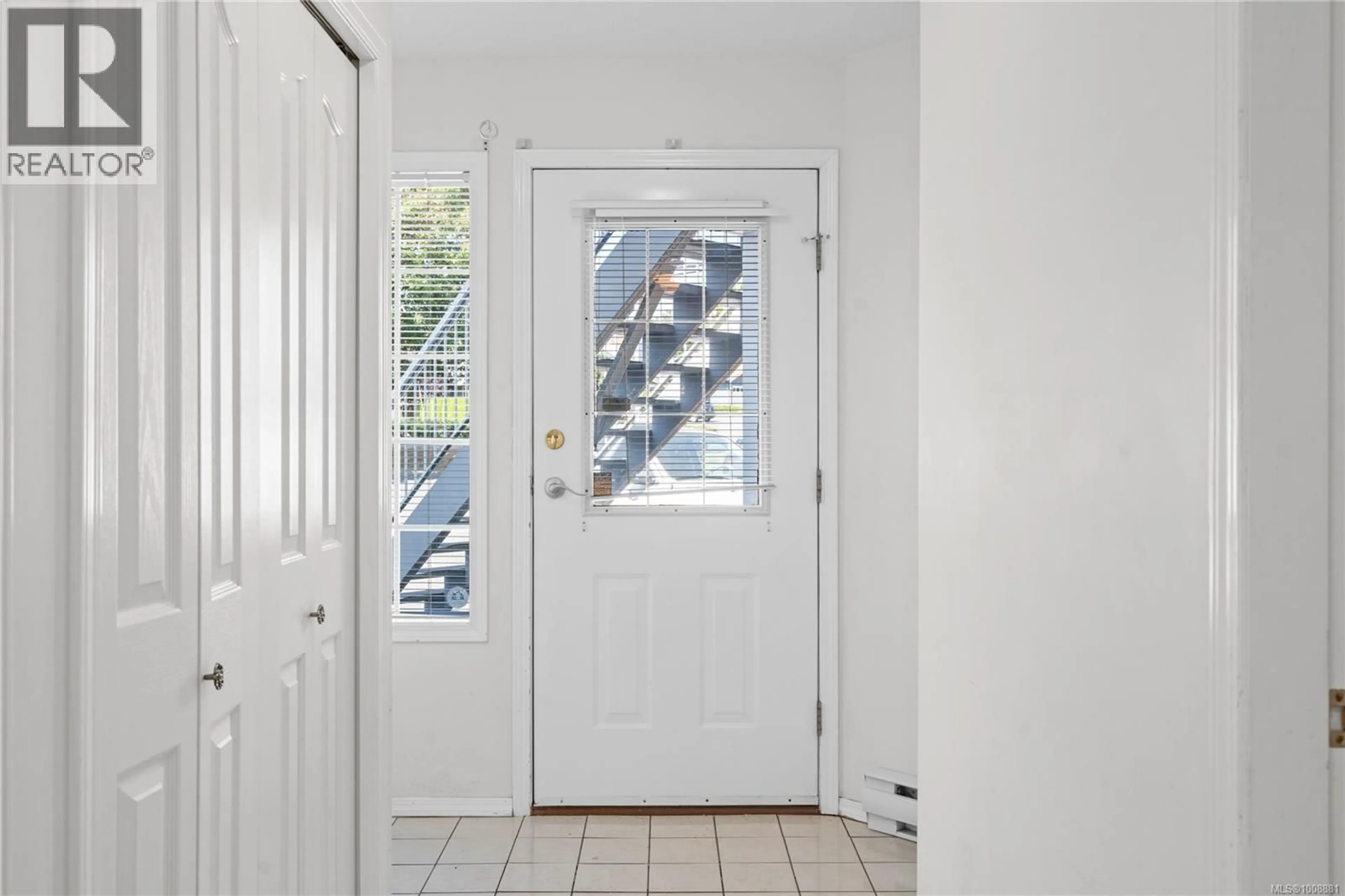 Indoor entryway for 104 - 219 DOGWOOD DRIVE, Ladysmith British Columbia V9G1S9