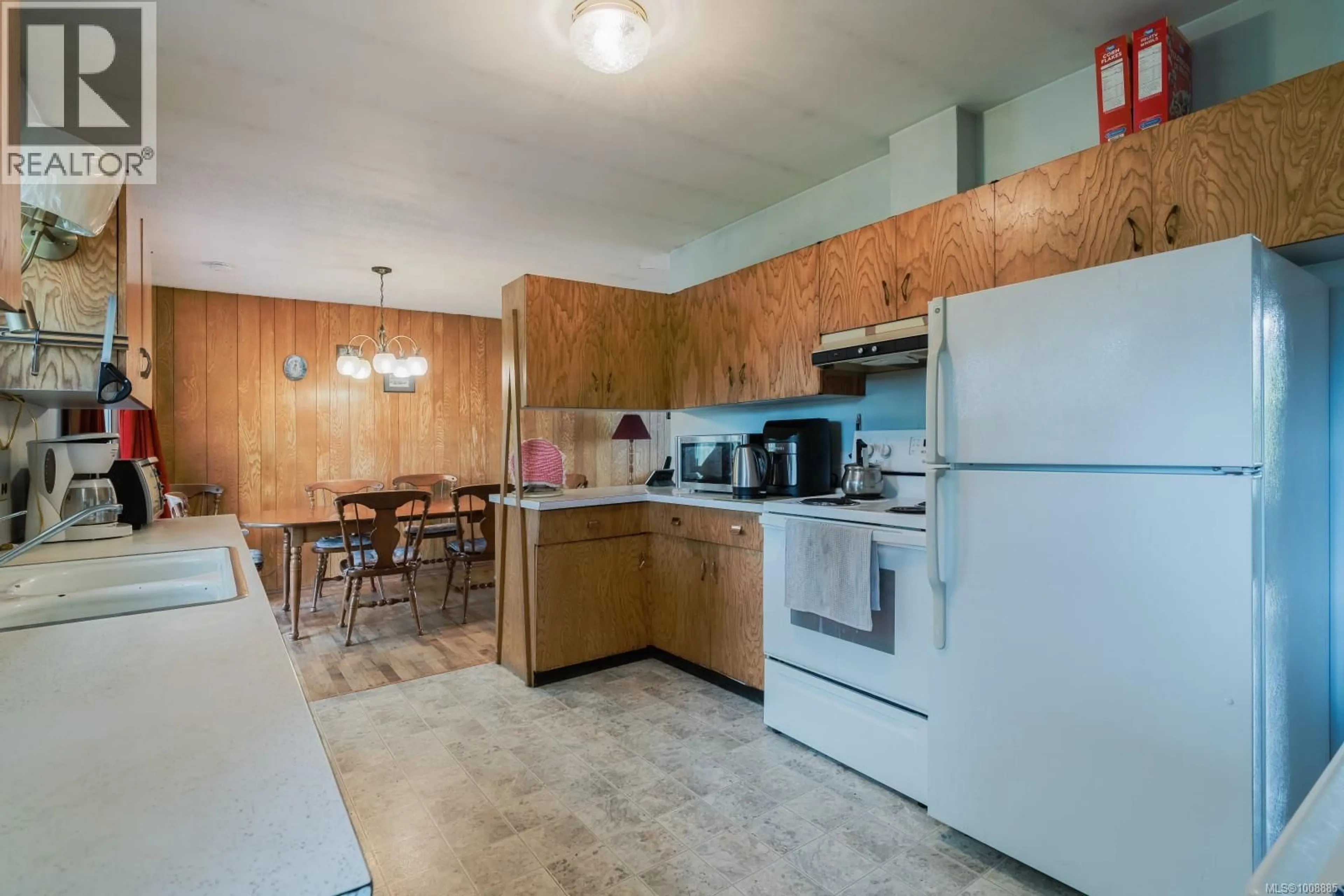 Standard kitchen, unknown for 426 WHARTON STREET, Nanaimo British Columbia V9R1W4