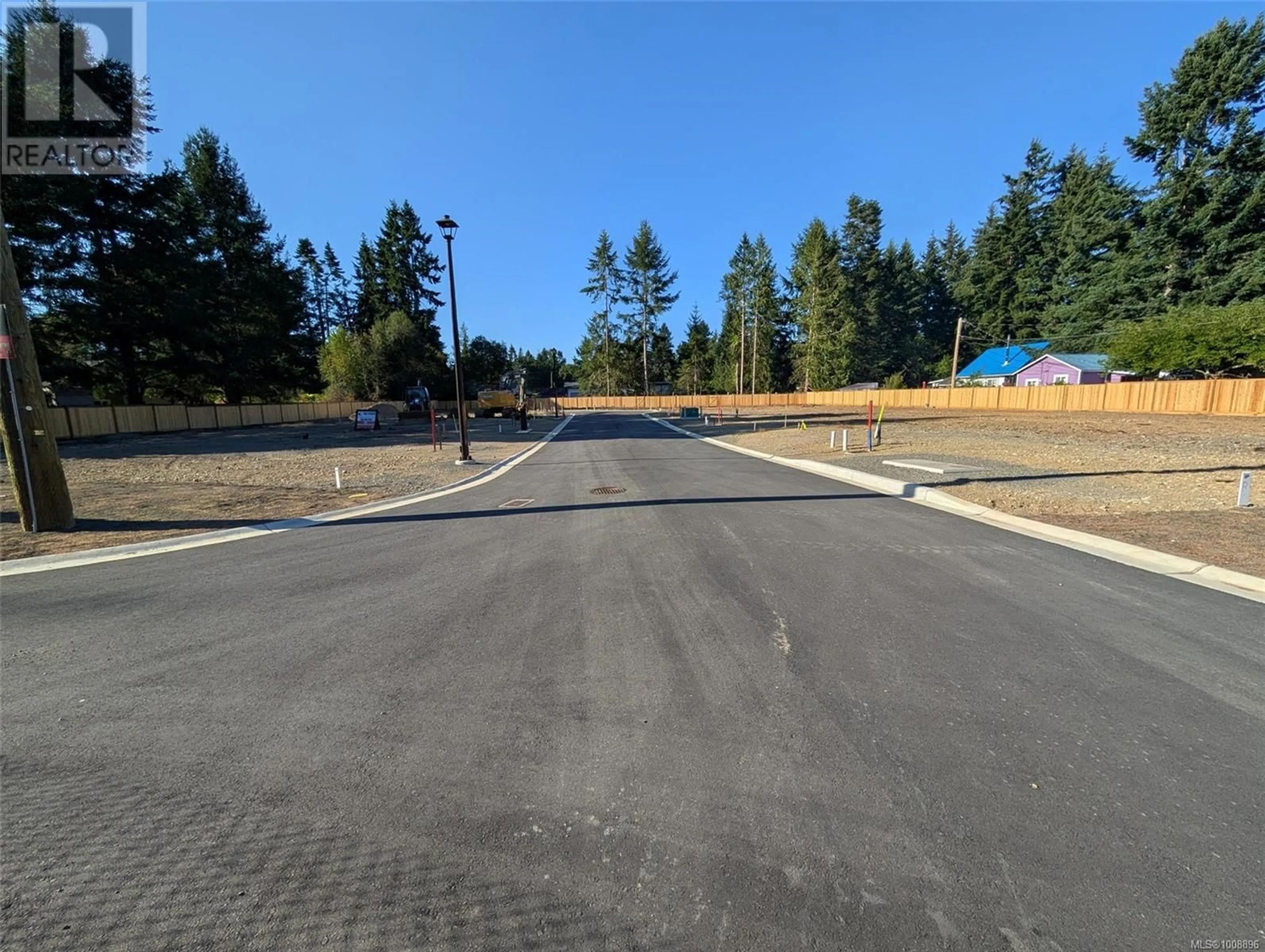 Blurry image for CEDARWOOD WAY, Parksville British Columbia V9P1T5