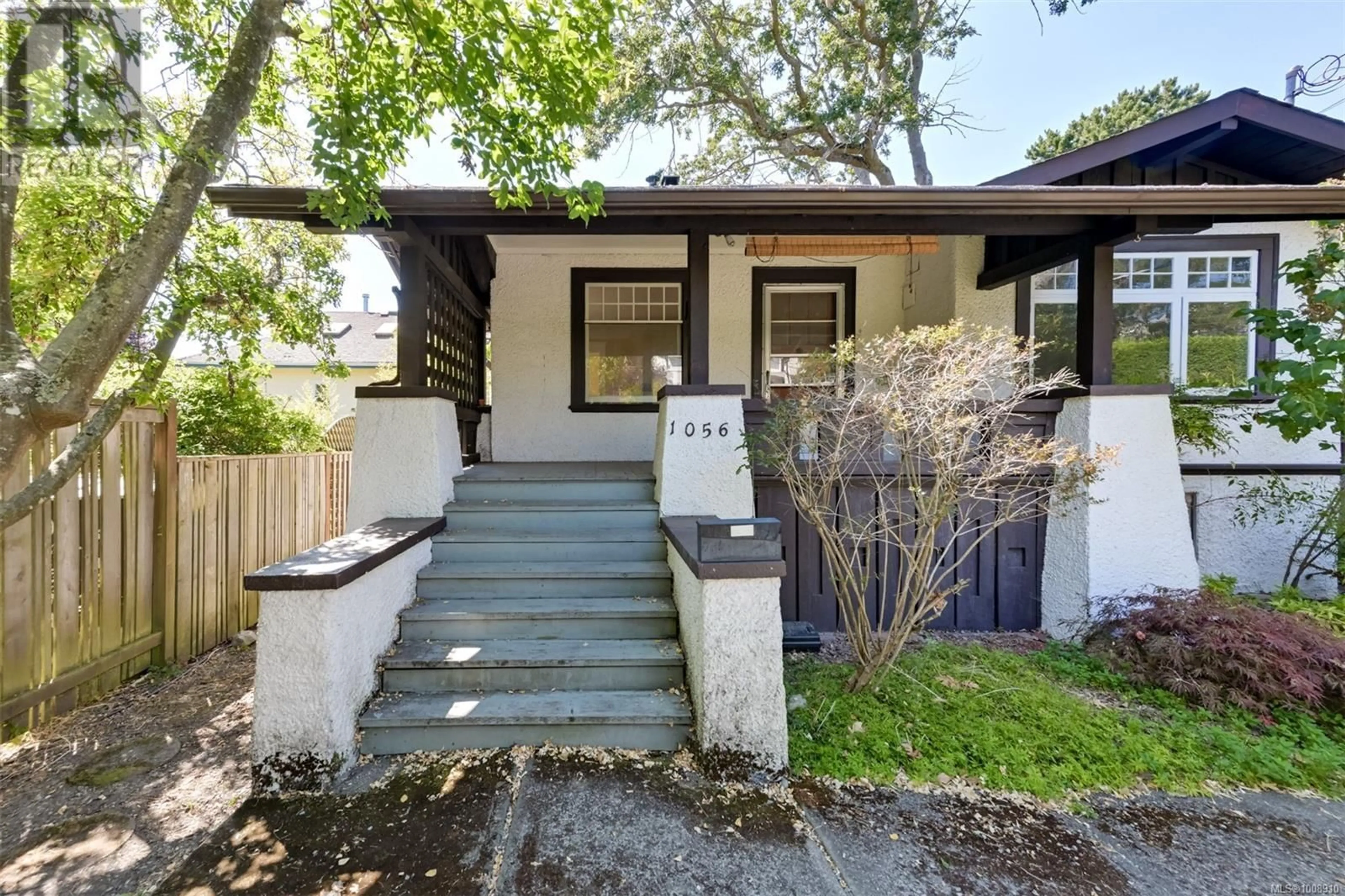 Home with vinyl exterior material, street for 1056 FOUL BAY ROAD, Oak Bay British Columbia V8S4J2