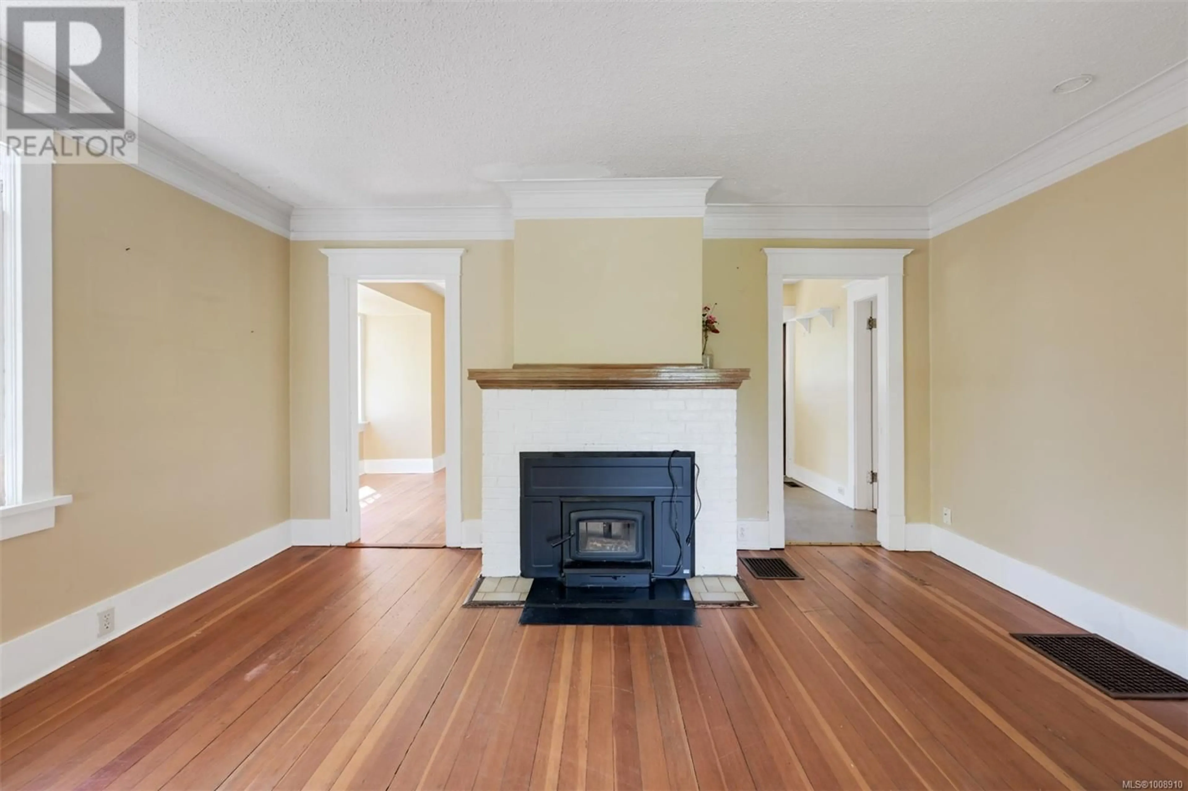 Unknown for 1056 FOUL BAY ROAD, Oak Bay British Columbia V8S4J2