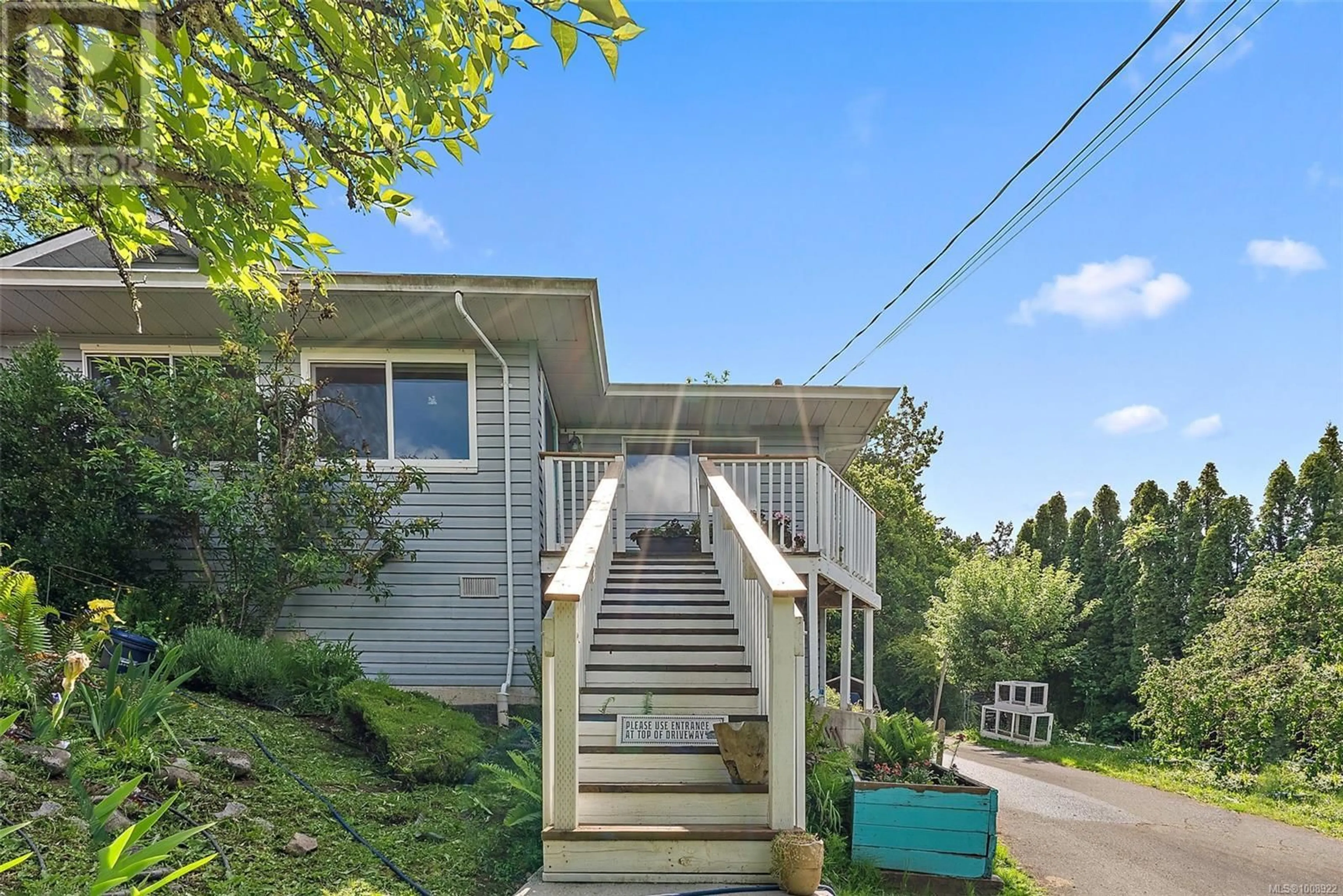 Stairs for 4607 WEST SAANICH ROAD, Saanich British Columbia V8Z3G7