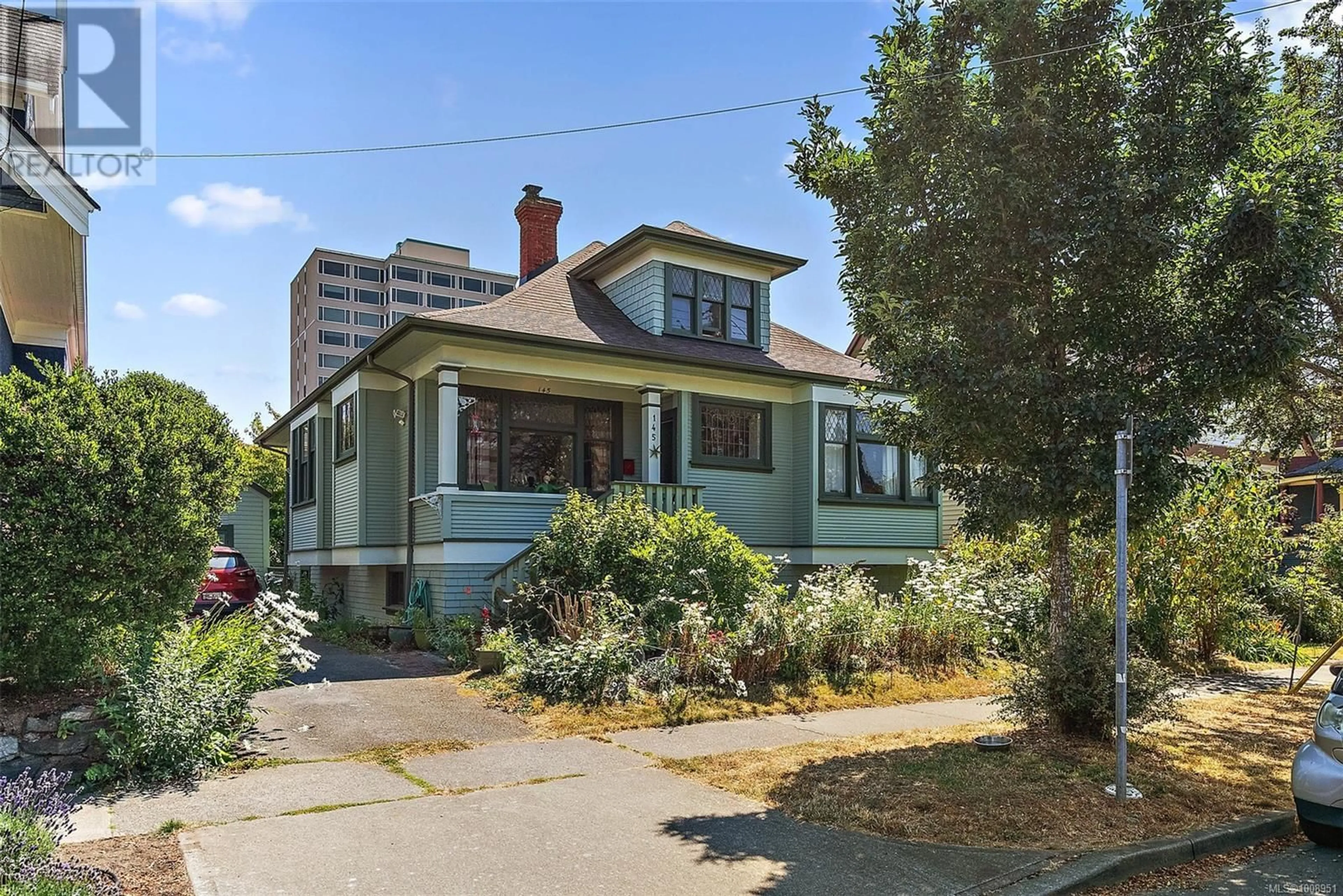 Unknown for 145 MEDANA STREET, Victoria British Columbia V8V2H6