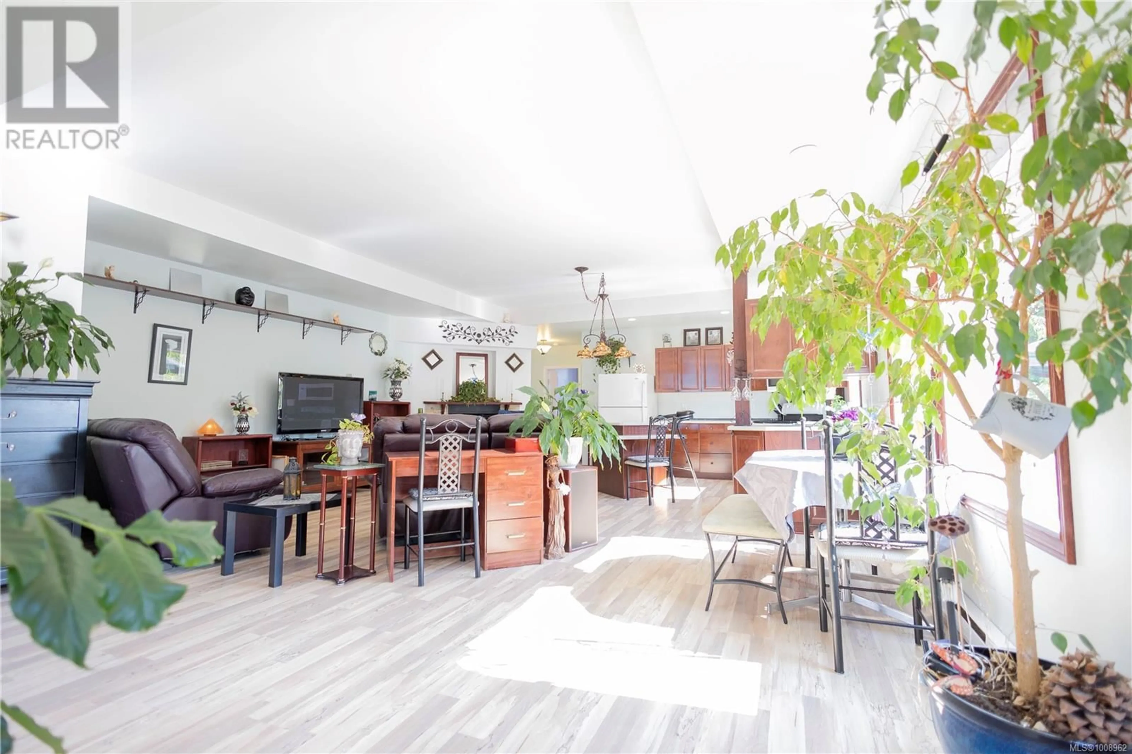 Open concept kitchen, unknown for 660 ROCKINGHAM ROAD, Langford British Columbia V9B3N8