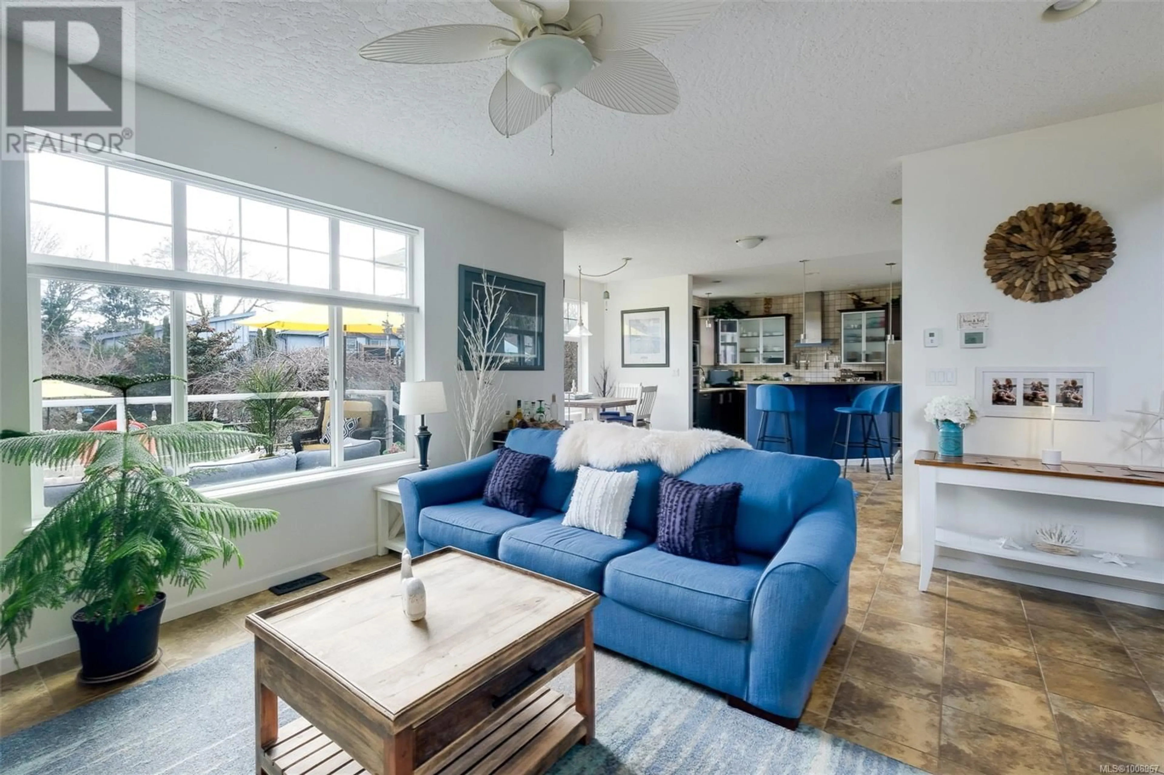 Living room with furniture, unknown for 2324 DEMAMIEL PLACE, Sooke British Columbia V9Z0Y4