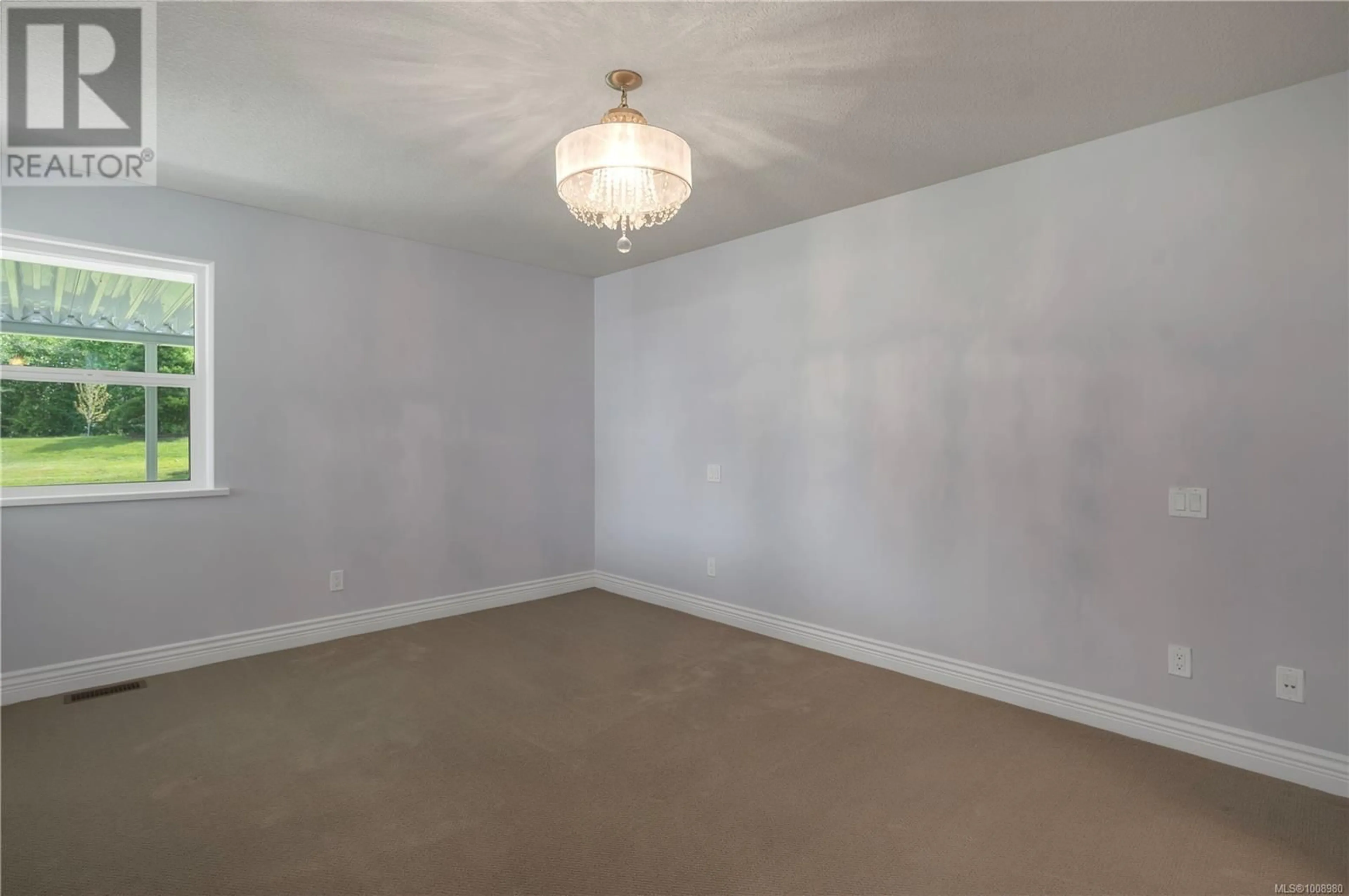 A pic of a room for 65 - 2006 SIERRA DRIVE, Campbell River British Columbia V9H1V6