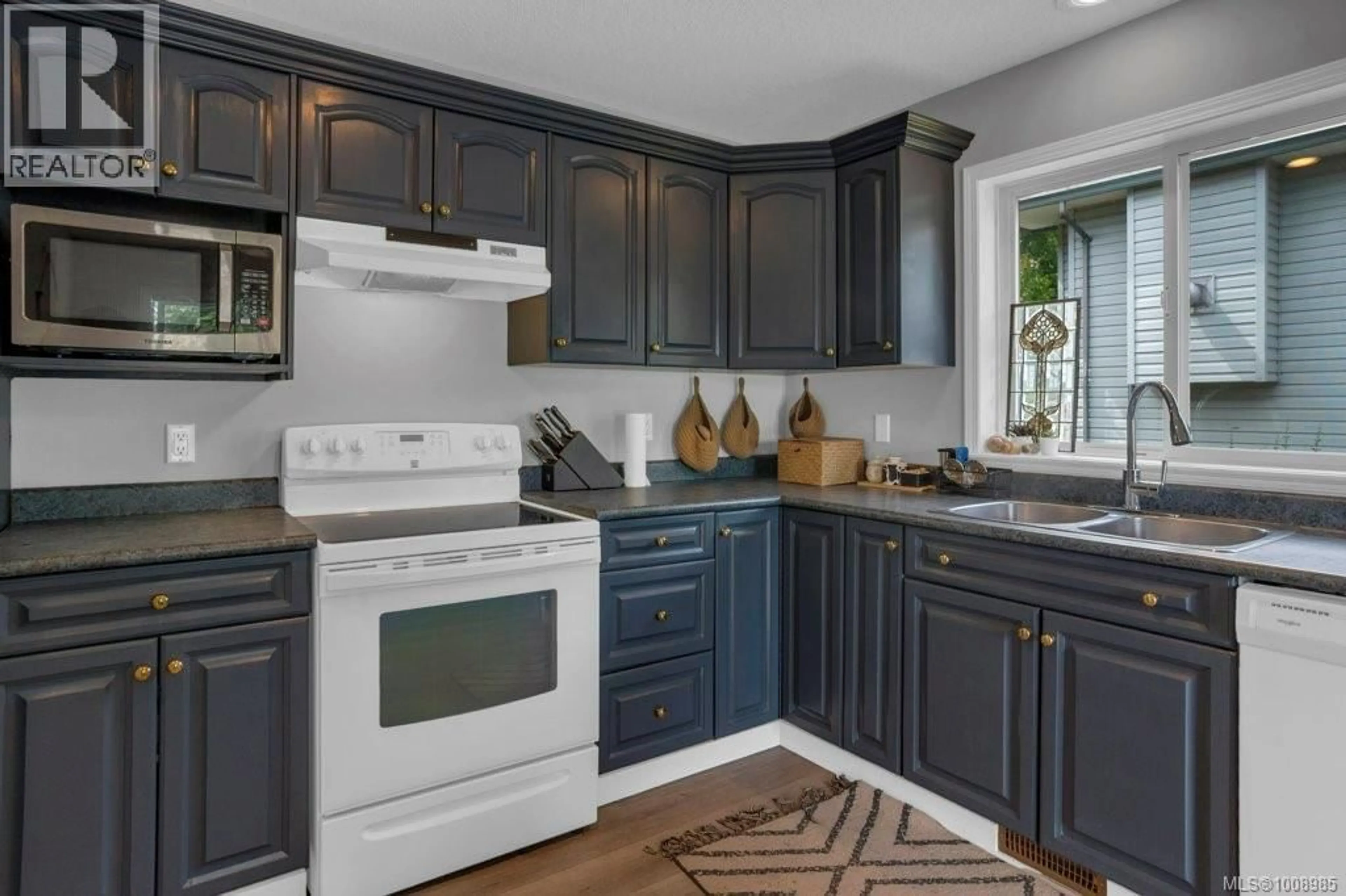 Open concept kitchen, unknown for 301 WESTWOOD ROAD, Nanaimo British Columbia V9R6Y5