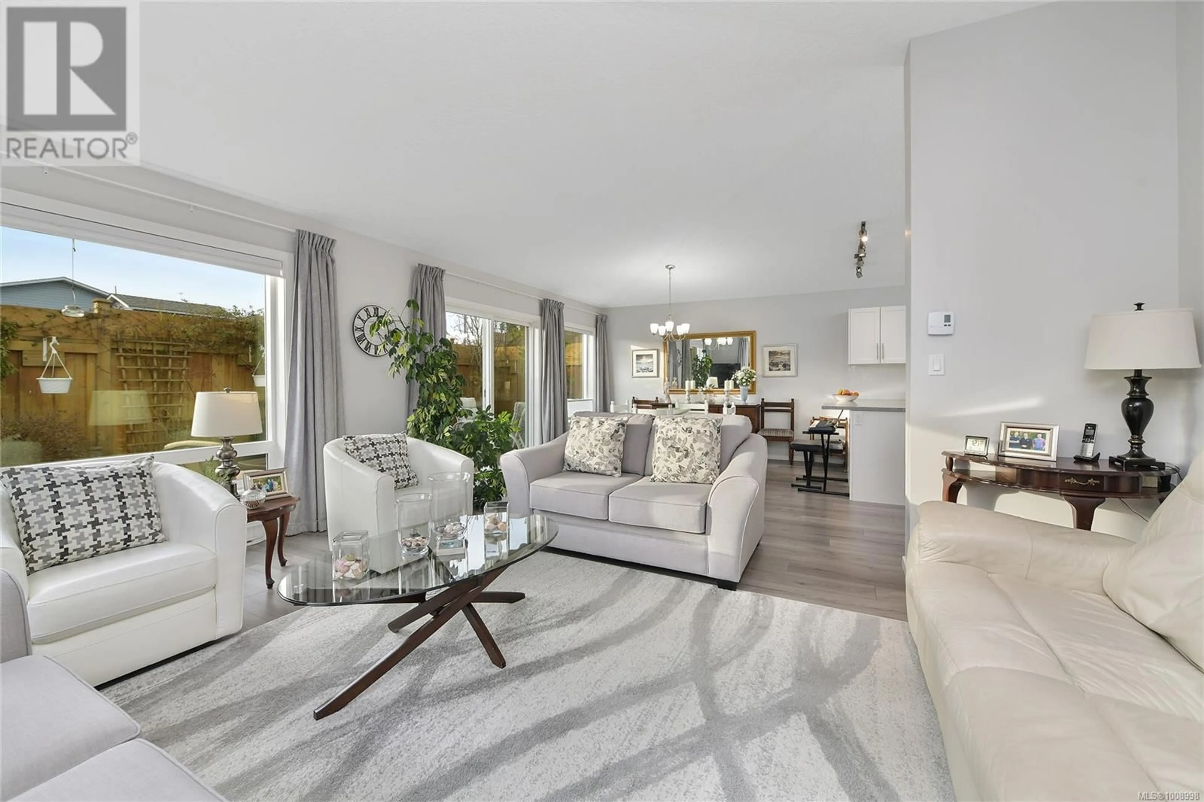 Living room with furniture, unknown for 51 - 7586 TETAYUT ROAD, Central Saanich British Columbia V8M0B4