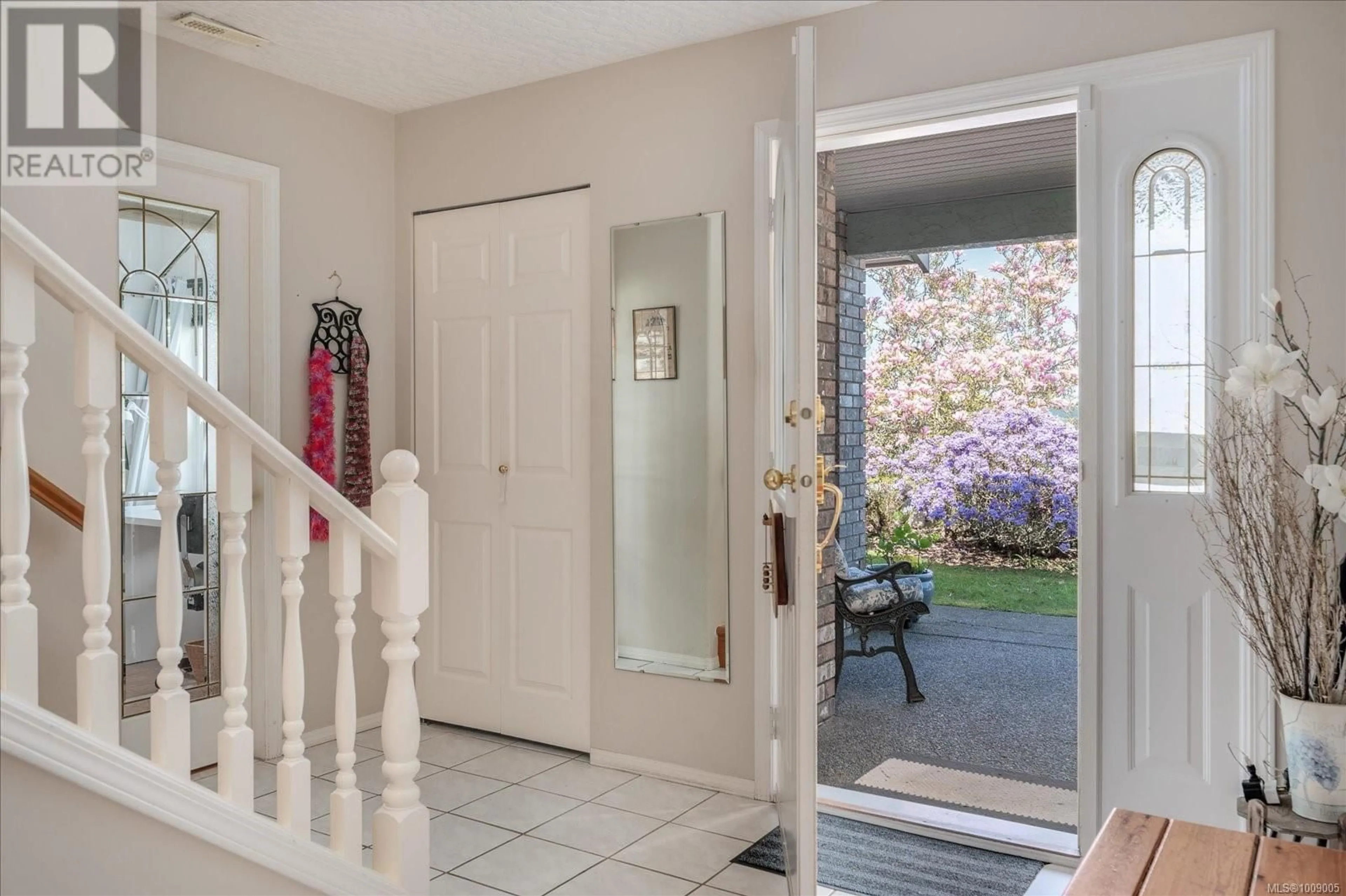 Indoor entryway for 432 BLAIR PLACE, Ladysmith British Columbia V9G1Y3