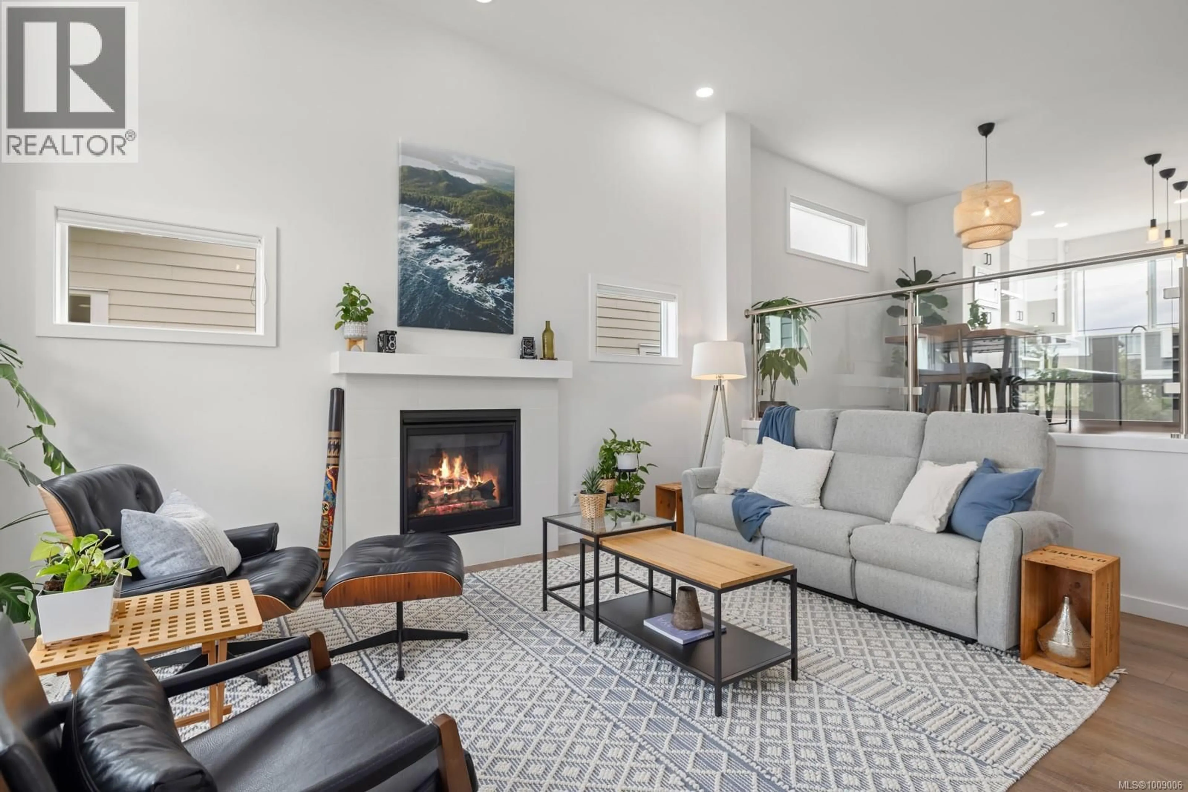 Living room with furniture, unknown for 208 CASPIAN DRIVE, Colwood British Columbia V9C0P8
