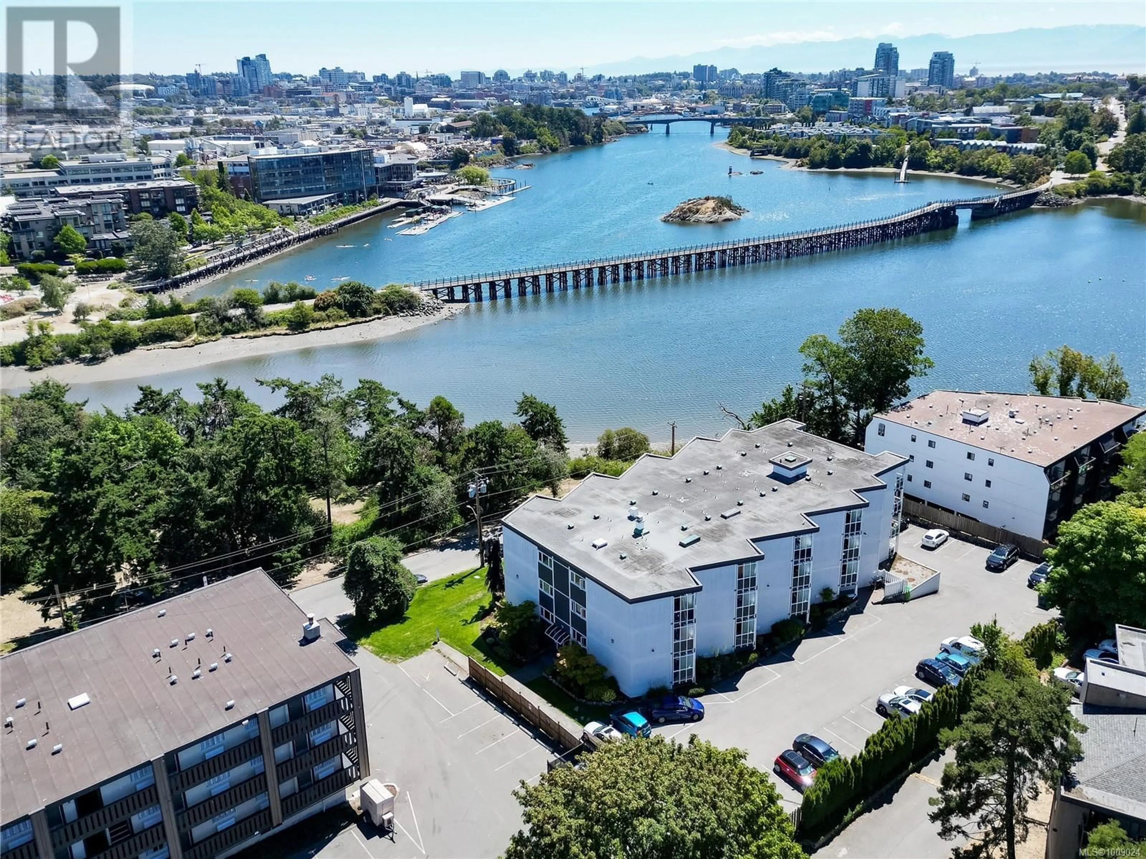 A pic from outside/outdoor area/front of a property/back of a property/a pic from drone, water/lake/river/ocean view for 233 - 2930 WASHINGTON AVENUE, Victoria British Columbia V9A1P5