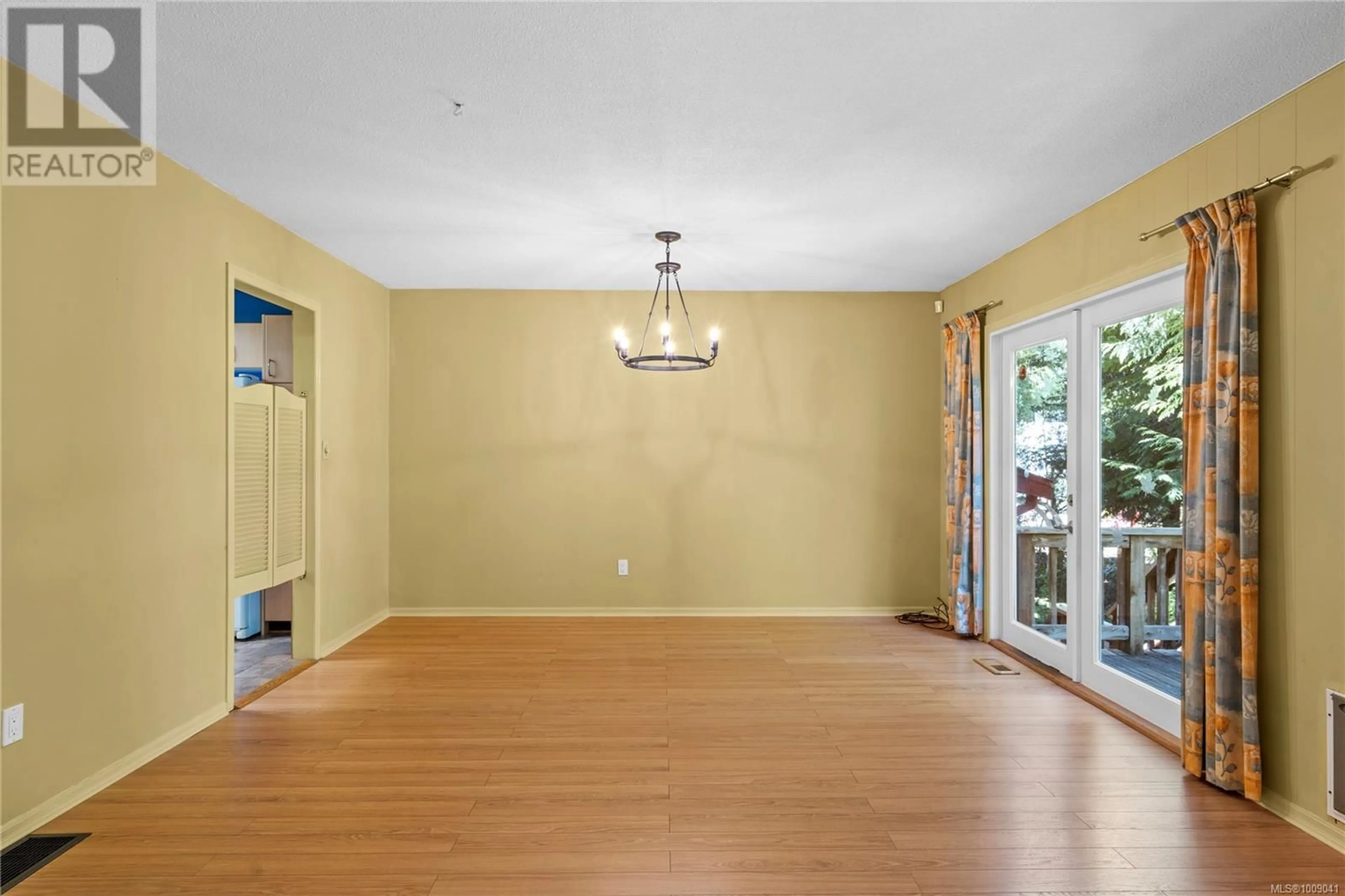 Unknown for 255 SUNNINGDALE ROAD EAST, Qualicum Beach British Columbia V9K1L3