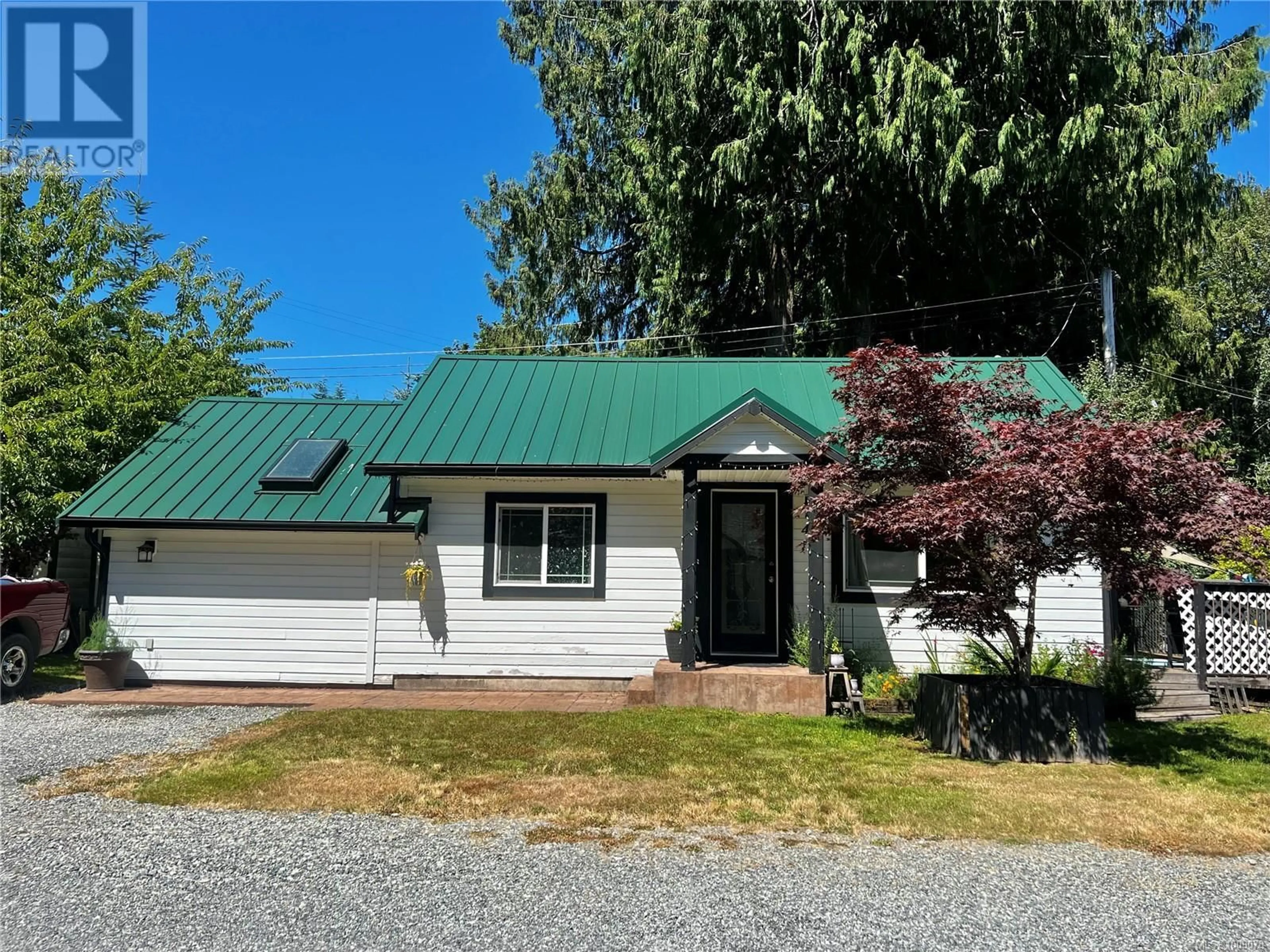 Home with vinyl exterior material, street for 4 - 77 NELSON ROAD, Lake Cowichan British Columbia V0R2G0