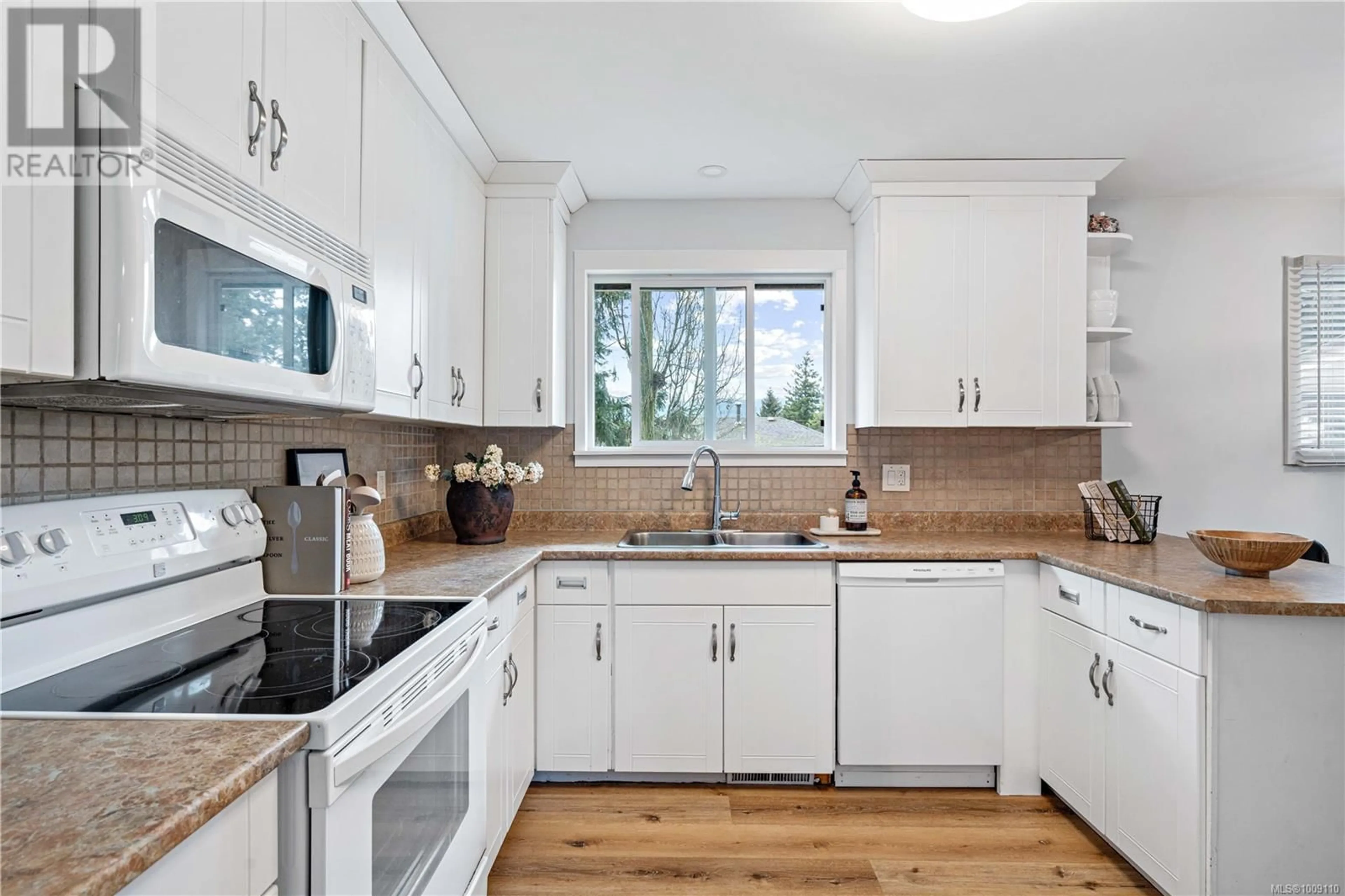 Open concept kitchen, unknown for 3677 NORWELL DRIVE, Nanaimo British Columbia V9T1X7