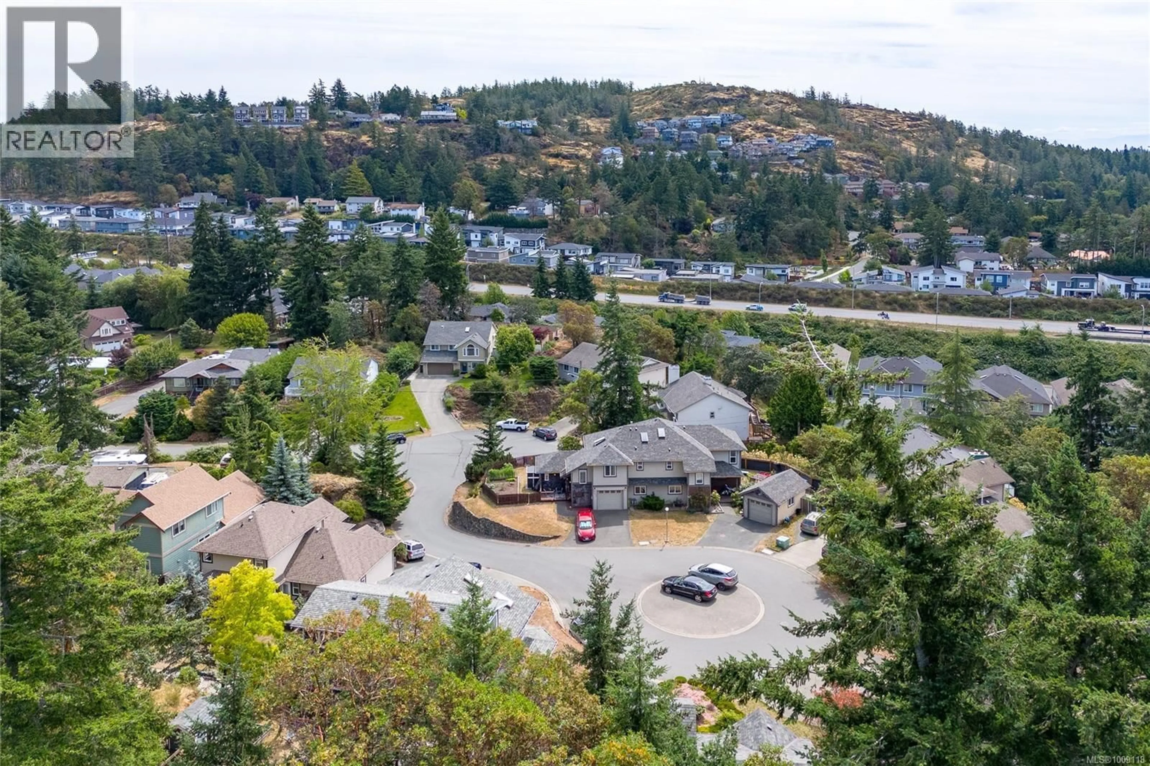 A pic from outside/outdoor area/front of a property/back of a property/a pic from drone, mountain view for 153 MOCHA TERRACE, Langford British Columbia V9B5T3