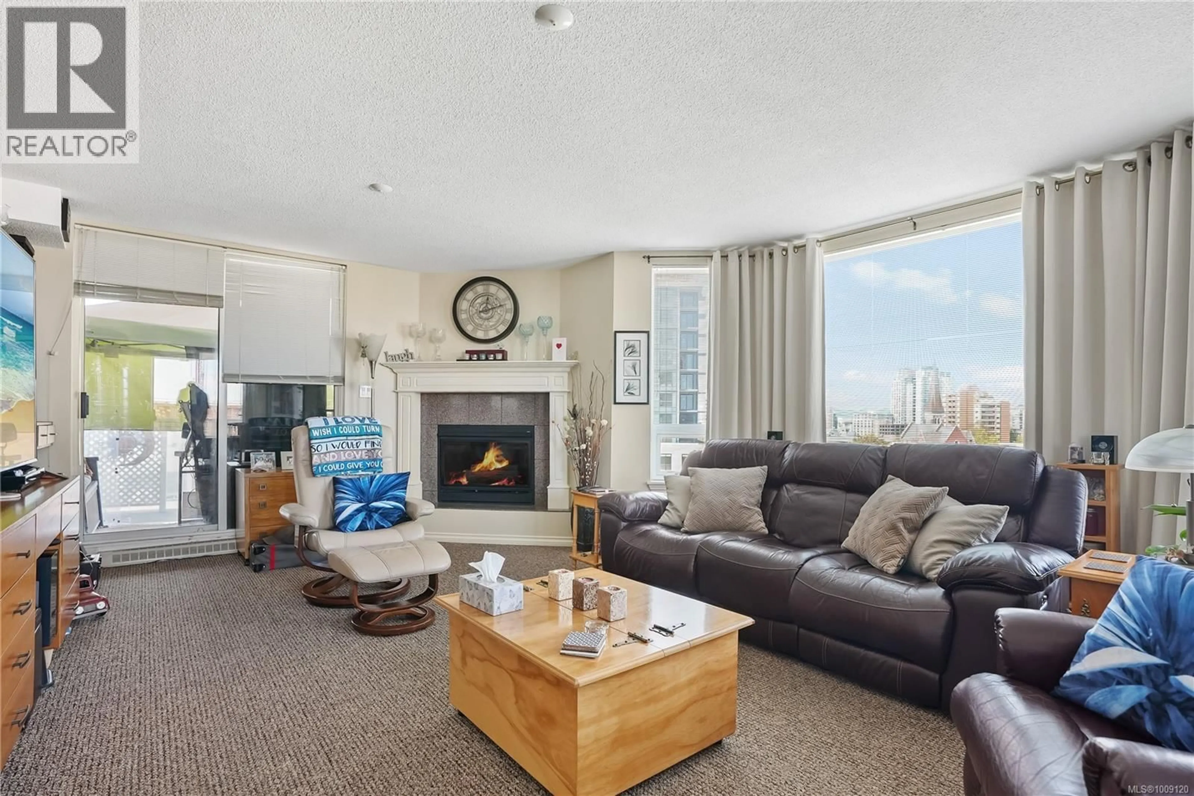 Living room with furniture, unknown for 501 - 1015 PANDORA AVENUE, Victoria British Columbia V8V3P6