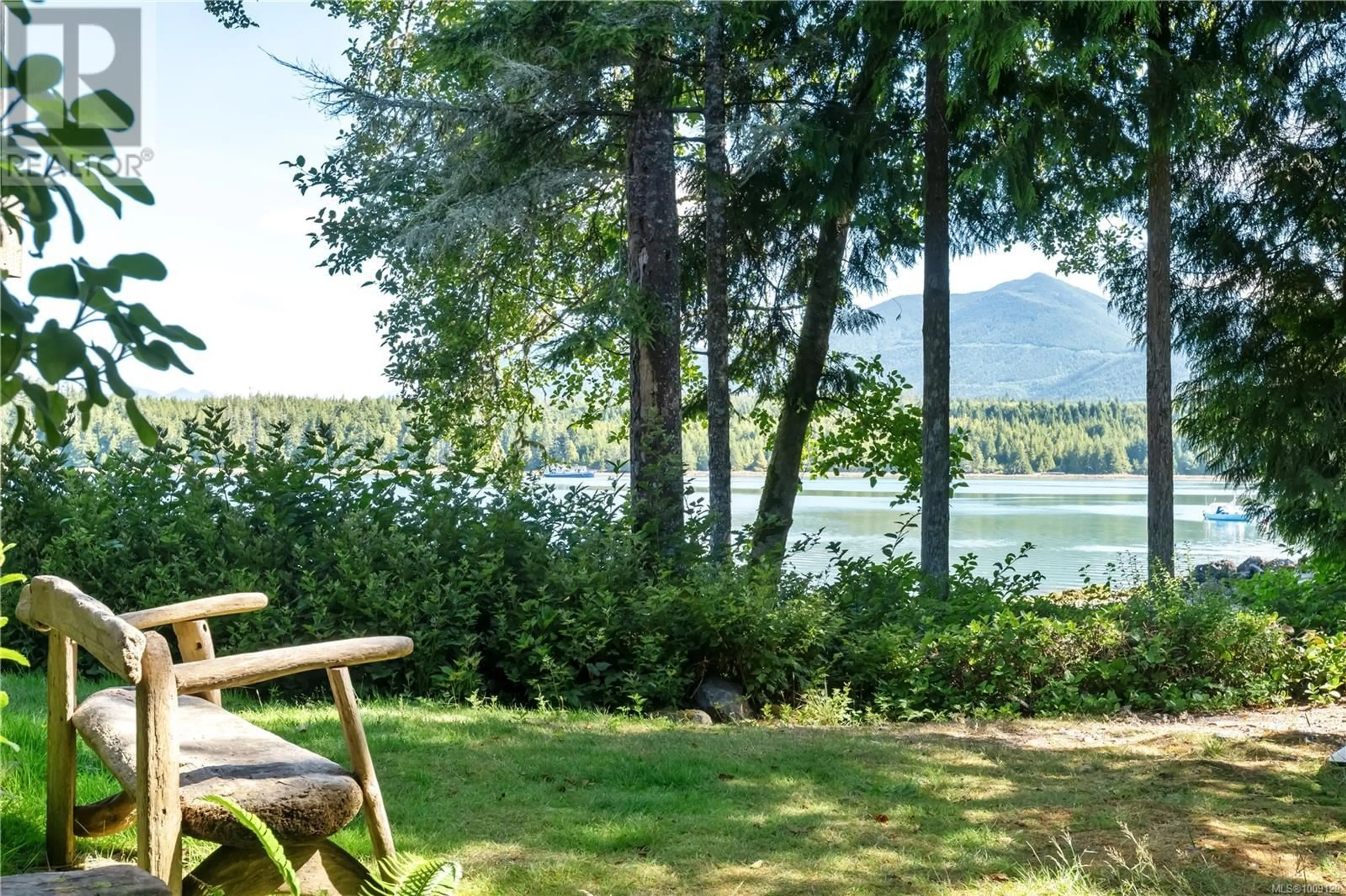 Patio, water/lake/river/ocean view for 208 - 1971 HARBOUR DRIVE, Ucluelet British Columbia V0R3A0