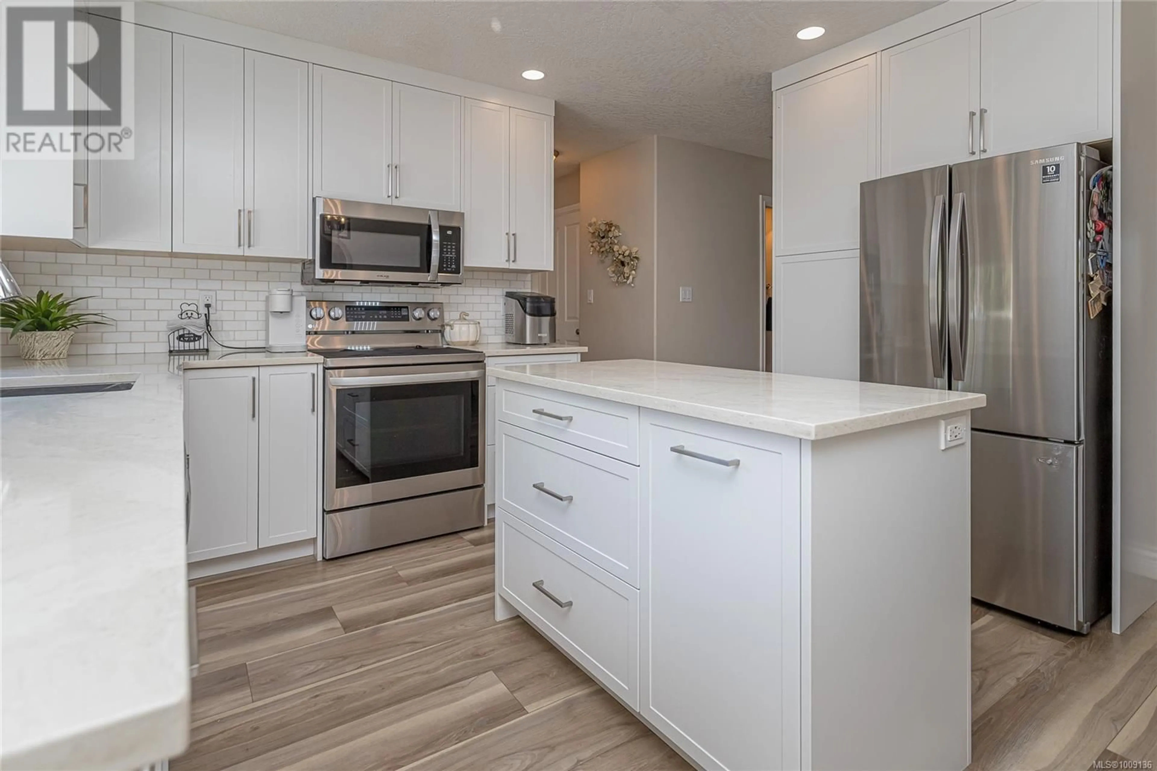 Open concept kitchen, unknown for 6243 LANE ROAD, Duncan British Columbia V9L4E2