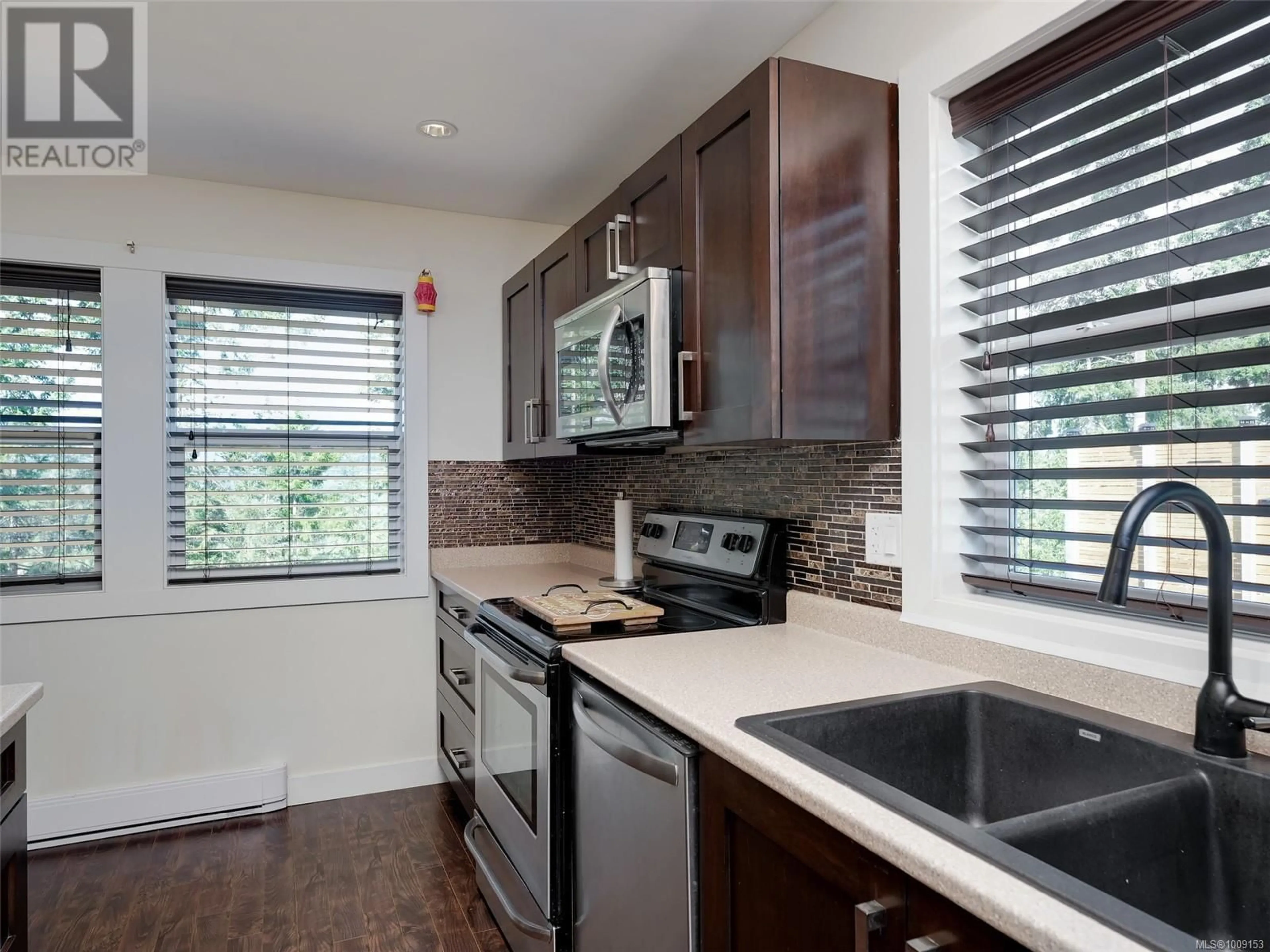 Standard kitchen, unknown for 1042 SKYLAR CIRCLE, Shawnigan Lake British Columbia V0R2W3