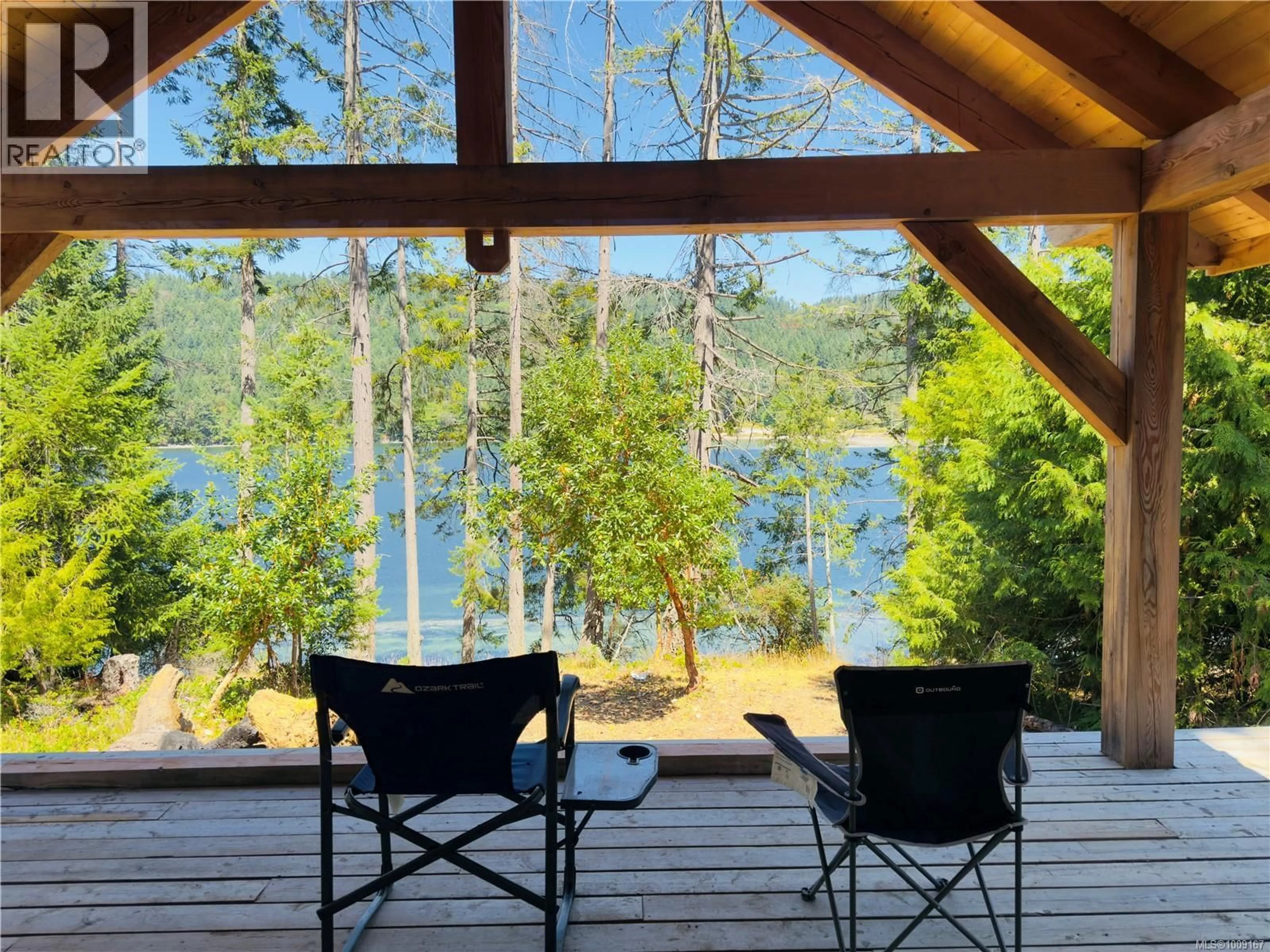 Patio, water/lake/river/ocean view for 624 WEATHERS WAY, Mudge Island British Columbia V0R1X6