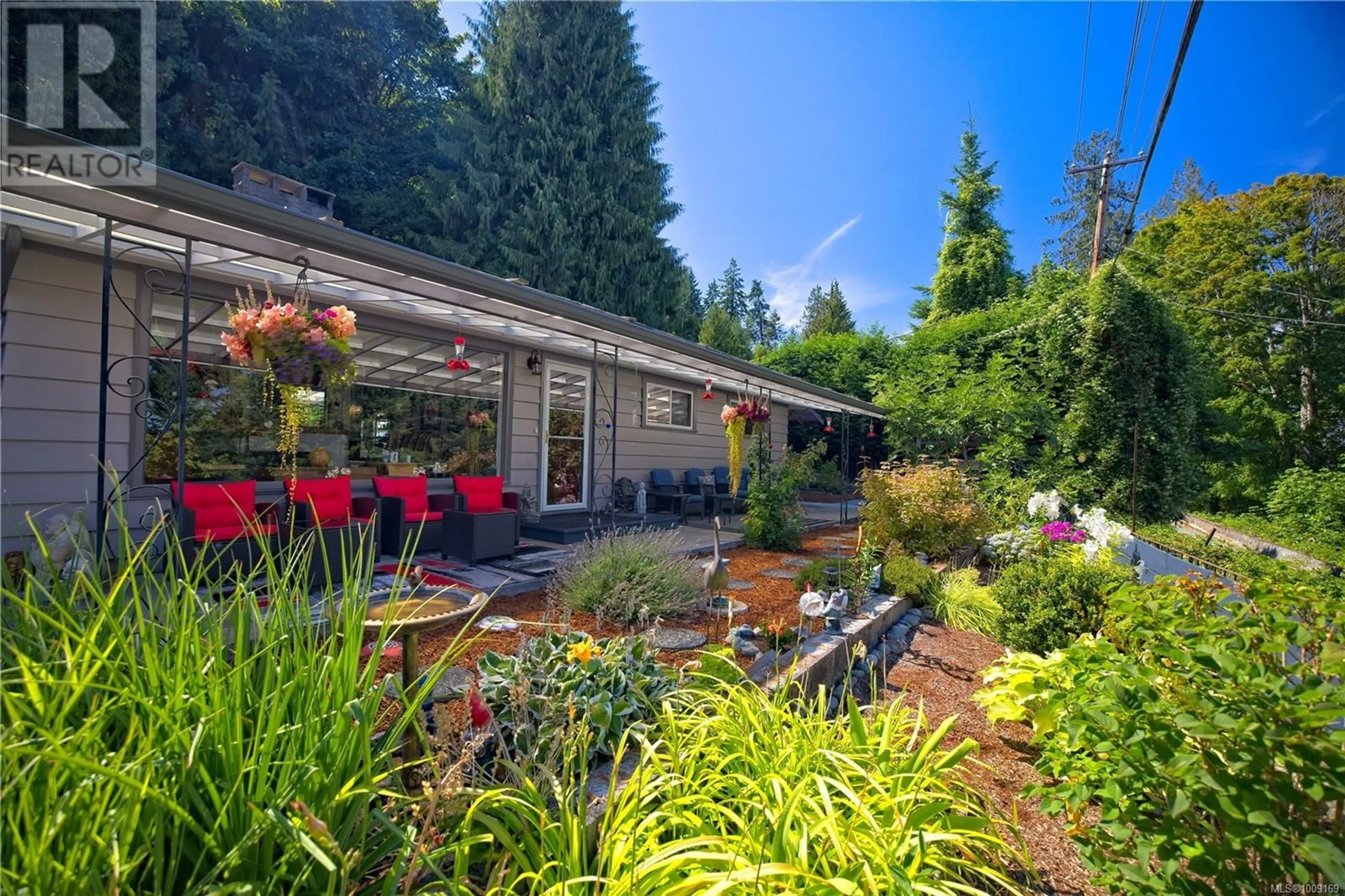 Patio, unknown for 185 CHARLESWORTH ROAD, Salt Spring British Columbia V8K2J7