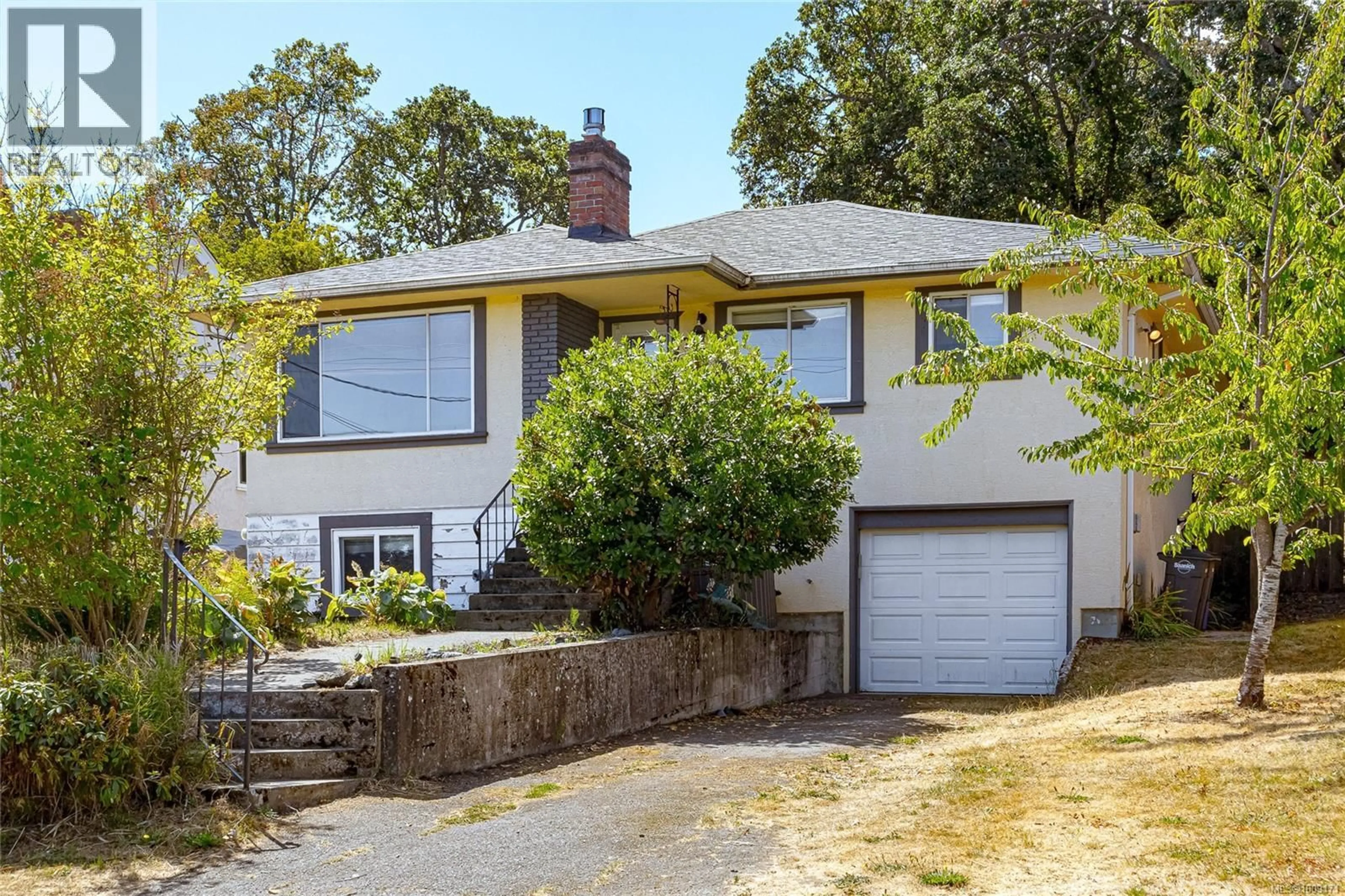 Unknown for 745 NEWBURY STREET, Saanich British Columbia V9A2C2