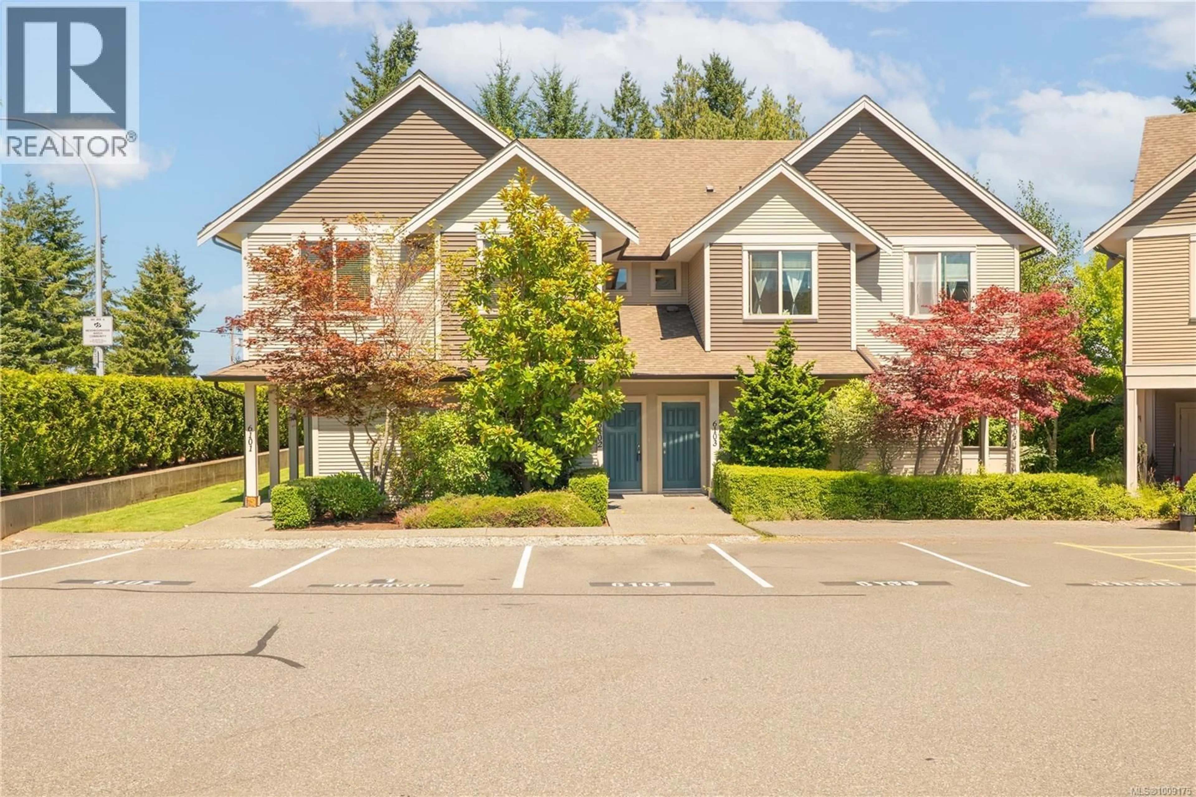 A pic from outside/outdoor area/front of a property/back of a property/a pic from drone, unknown for 6102 THYME PLACE, Nanaimo British Columbia V9V1M1