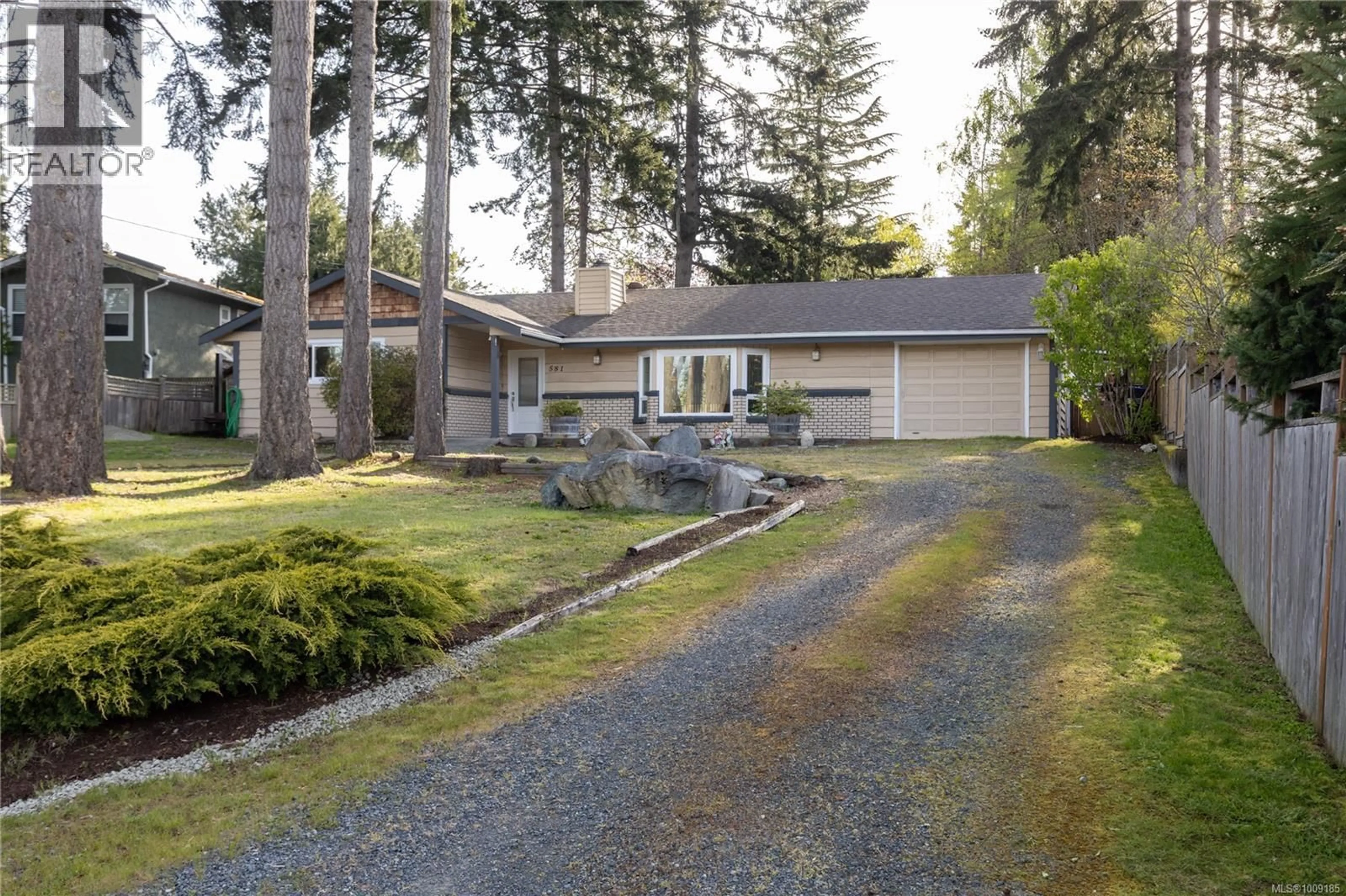 Unknown for 581 SUMAC DRIVE, Qualicum Beach British Columbia V9K1A4