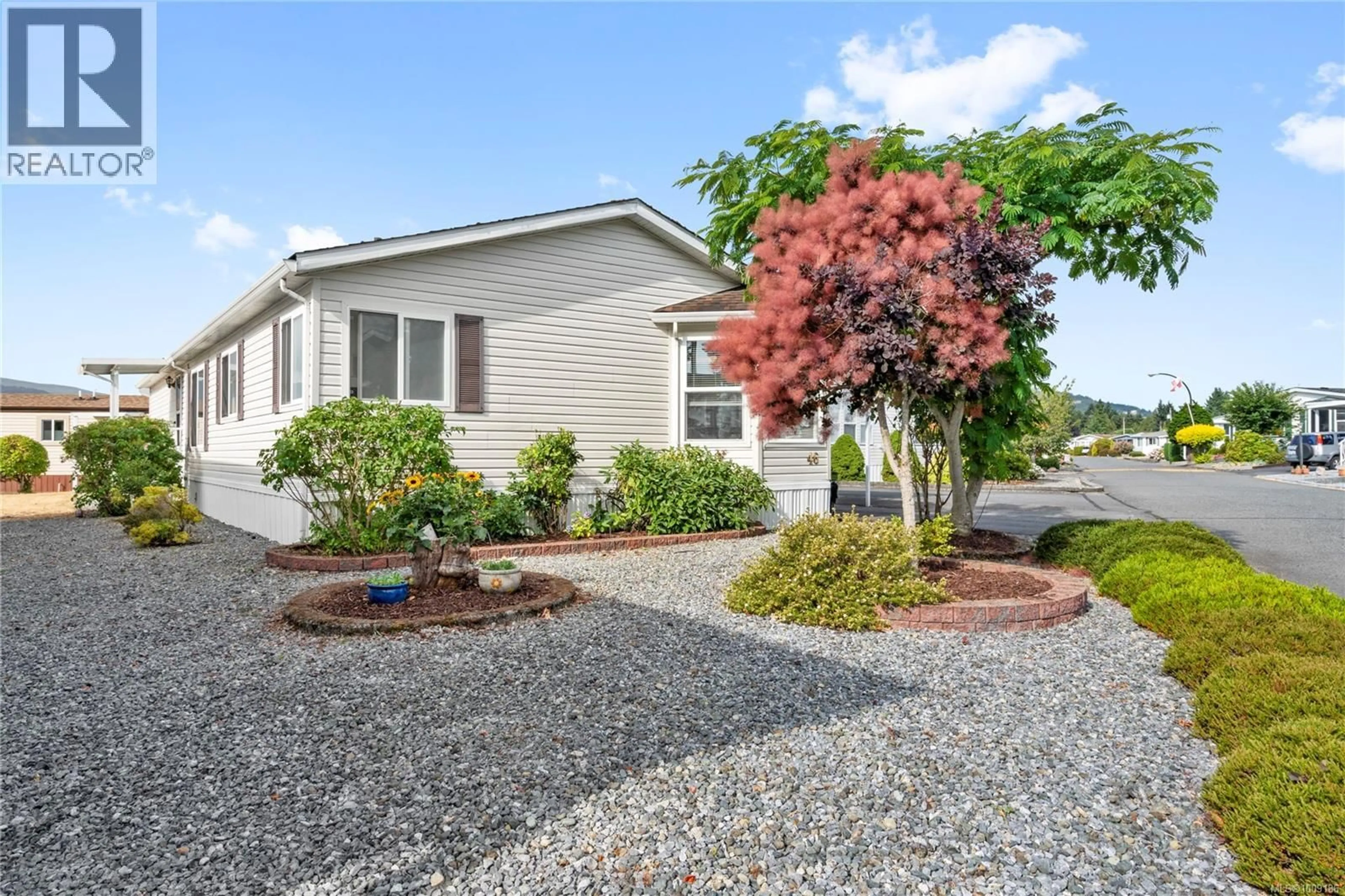 Home with vinyl exterior material, street for 46 - 6325 METRAL DRIVE, Nanaimo British Columbia V9T6P9