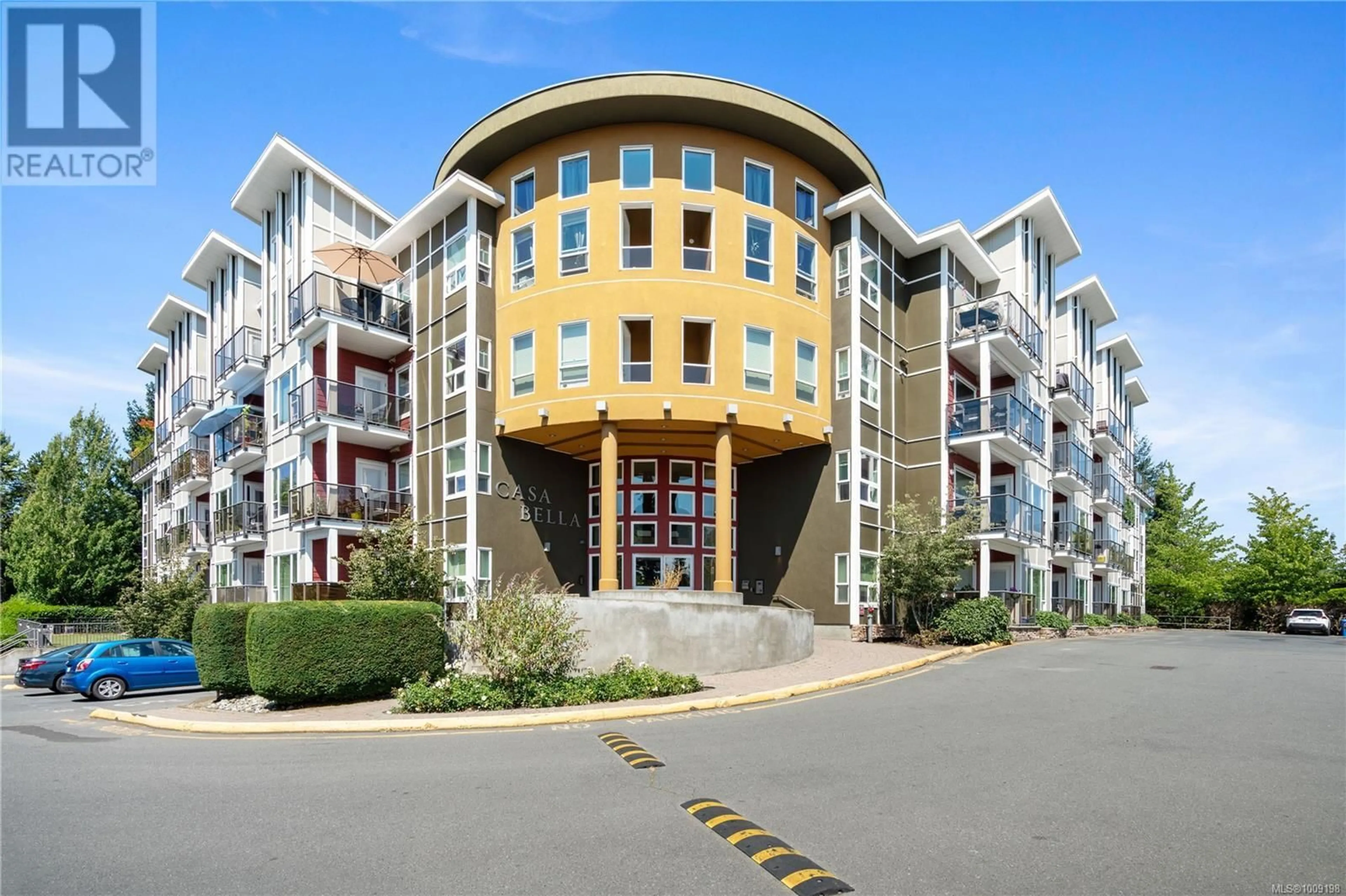 A pic from outside/outdoor area/front of a property/back of a property/a pic from drone, building for 110 - 866 BROCK AVENUE, Langford British Columbia V9B0H2