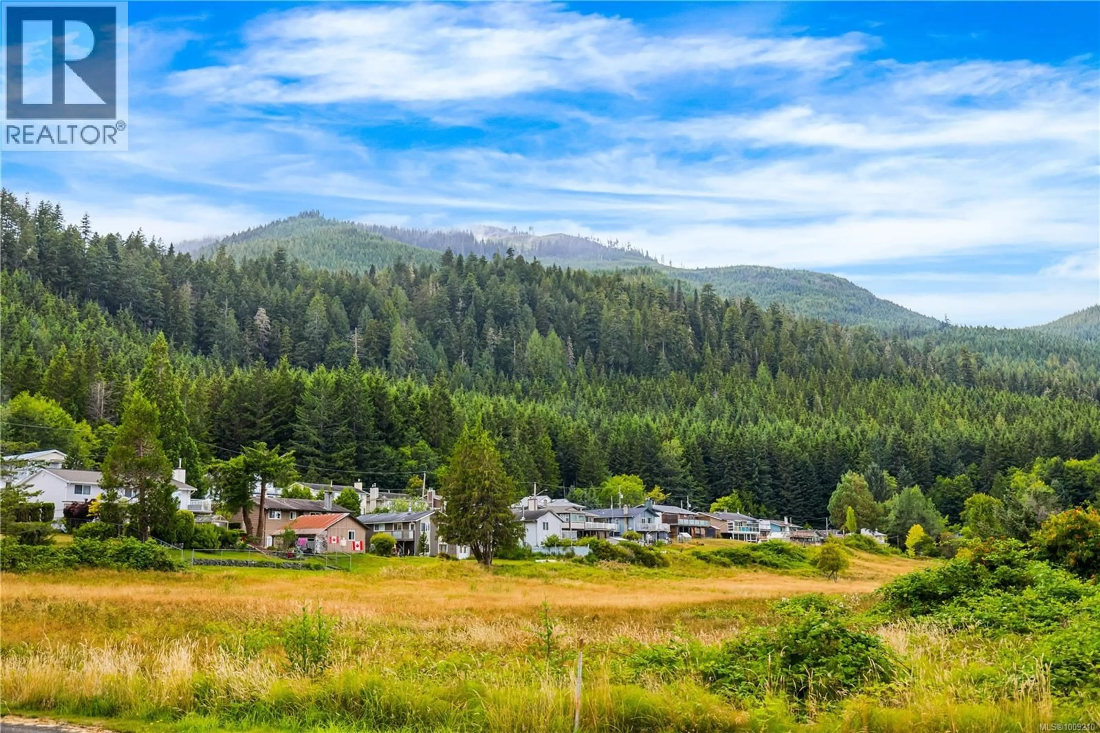 Unknown for 305 - 611 MACMILLAN DRIVE, Sayward British Columbia V0N1A0