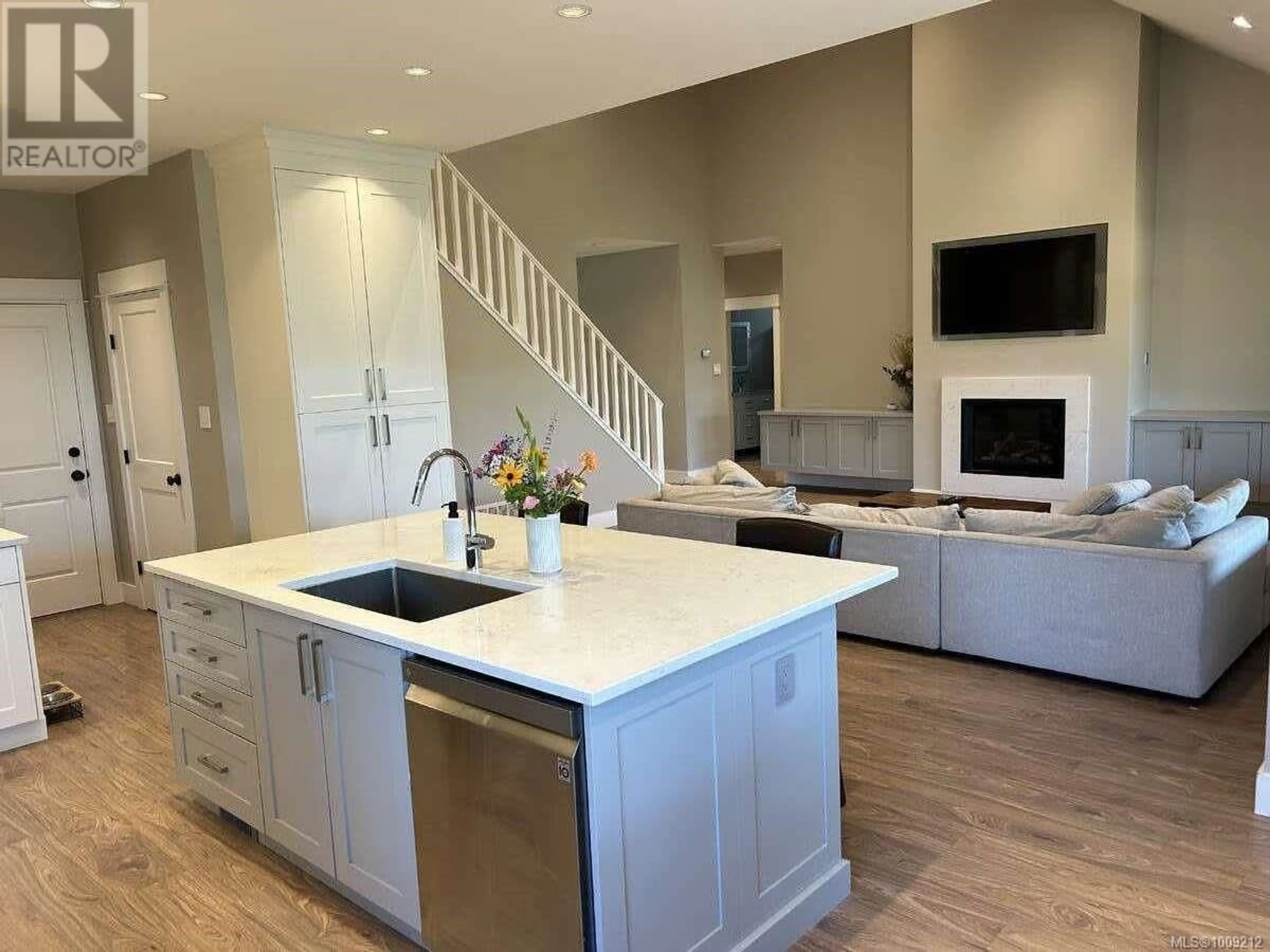 Open concept kitchen, unknown for 4052 MCBRIDE STREET, Port Alberni British Columbia V9Y0C1